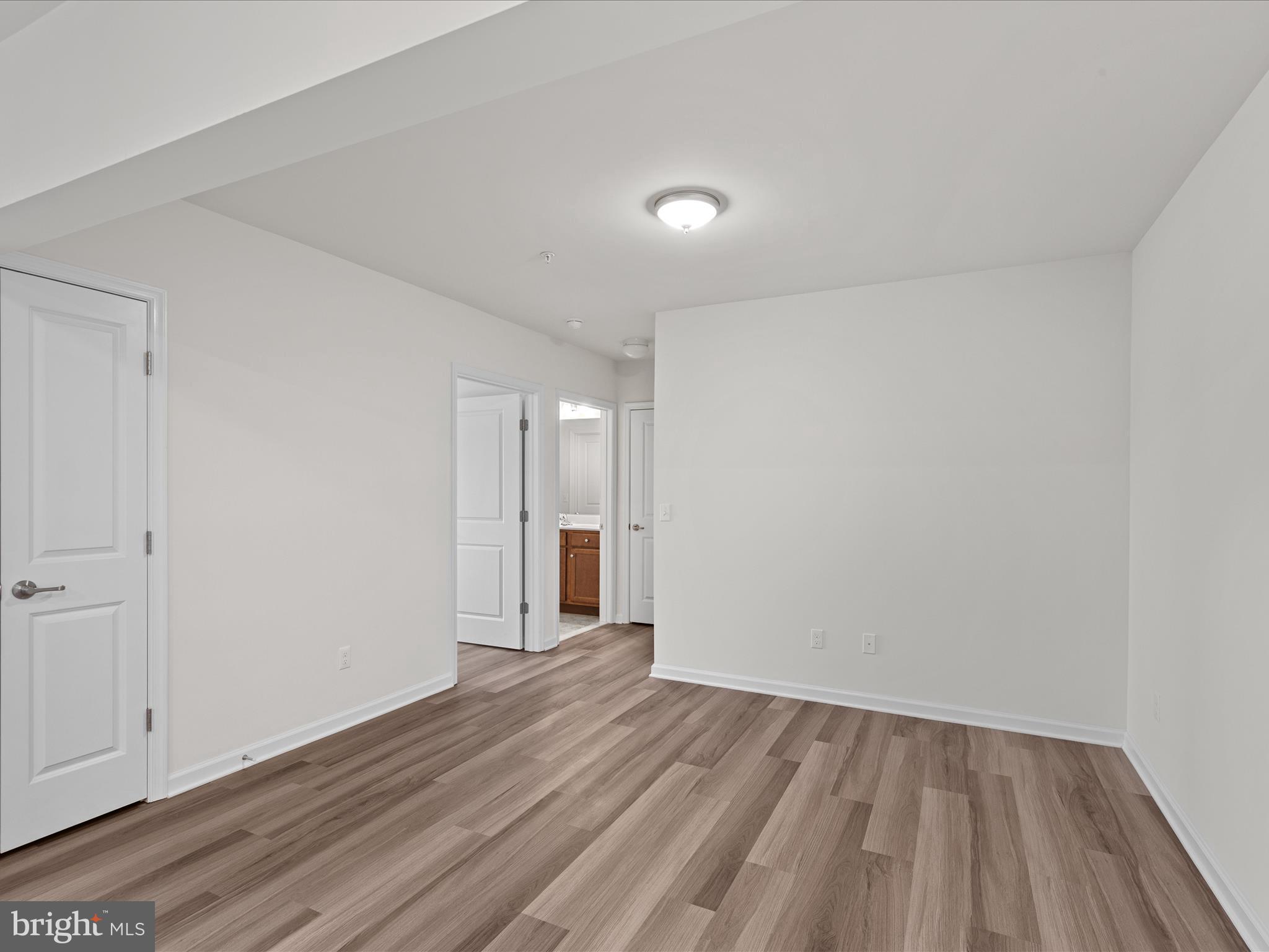 VINEYARDS AT NASSAU VALLEY - Residential