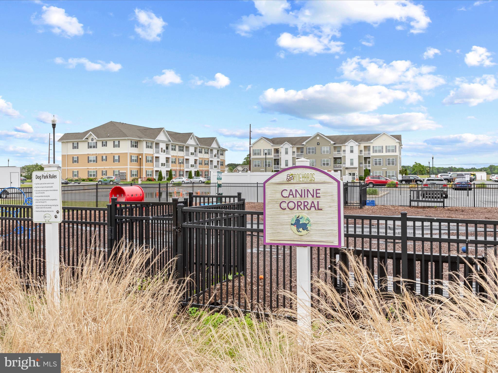 VINEYARDS AT NASSAU VALLEY - Residential