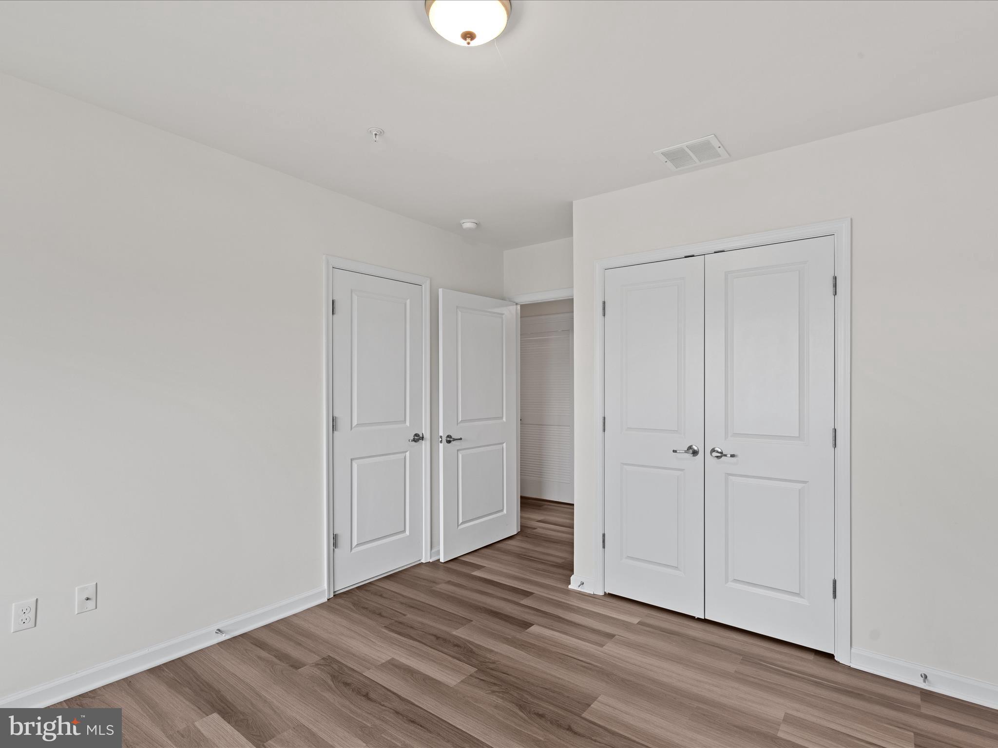 VINEYARDS AT NASSAU VALLEY - Residential