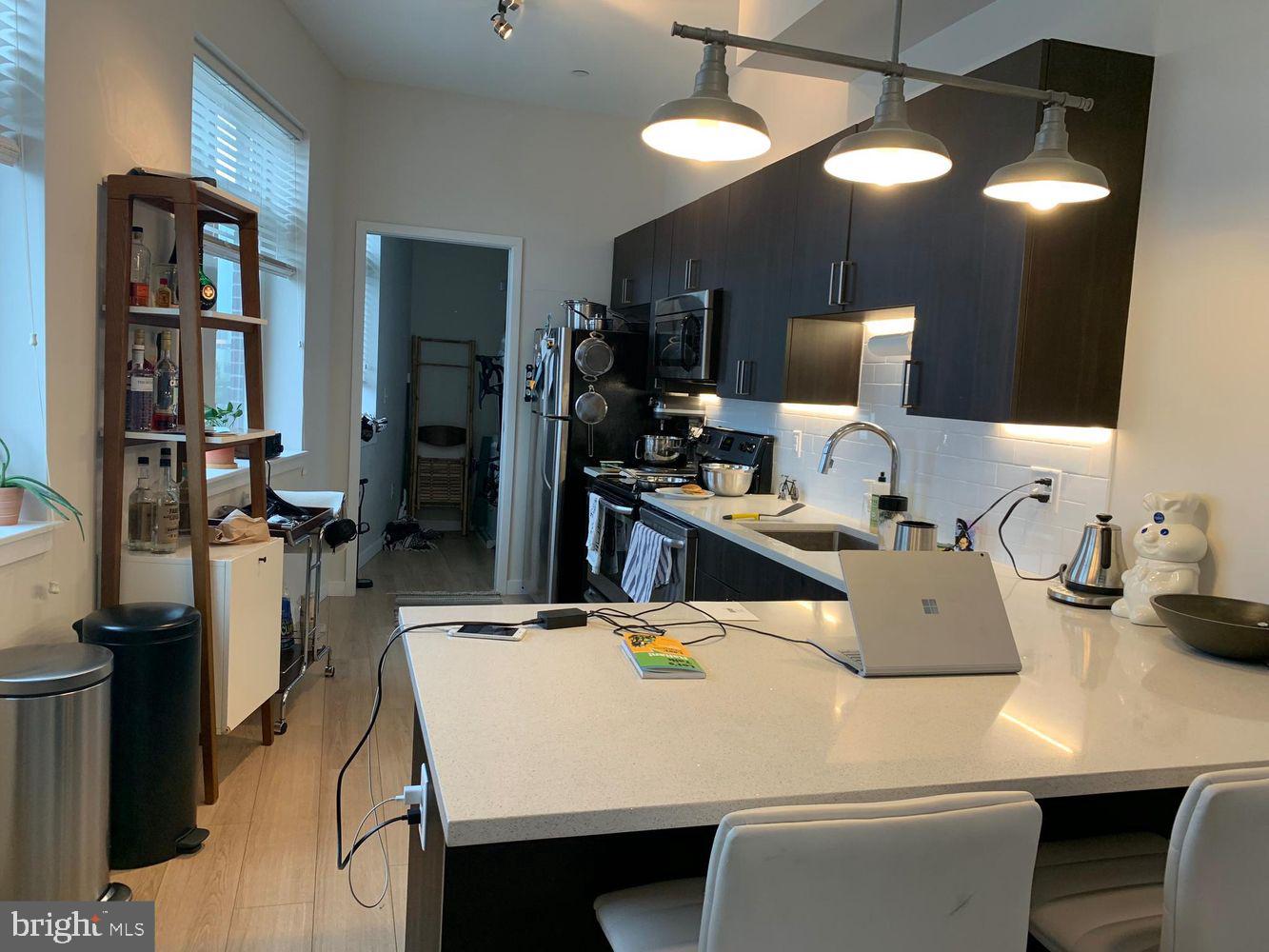 18 W GIRARD AVENUE 405