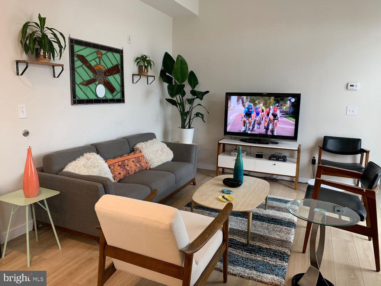 18 W GIRARD AVENUE 405