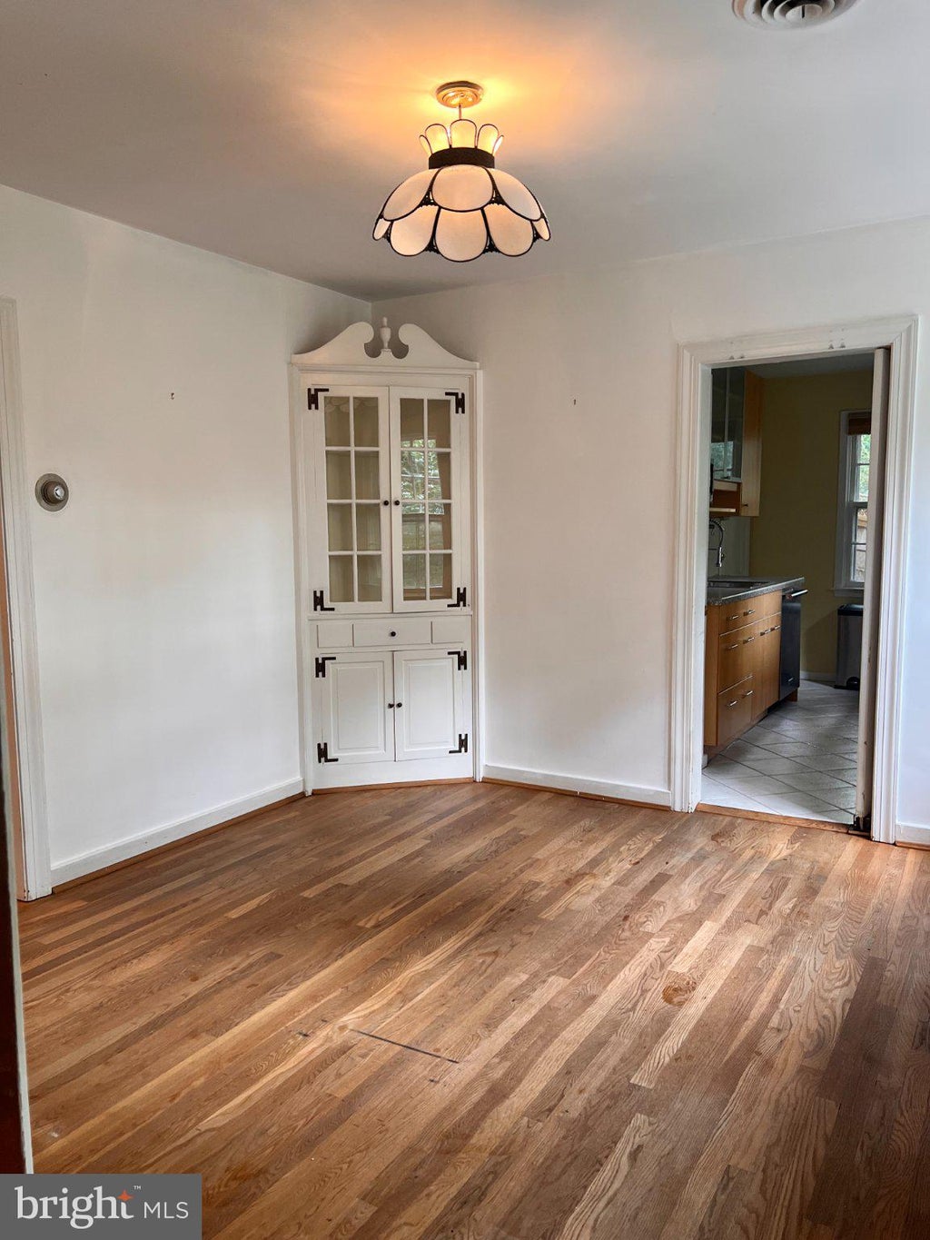 Photo of 6821 Barr Road, BETHESDA, MD 20816 (MLS # MDMC2256428)