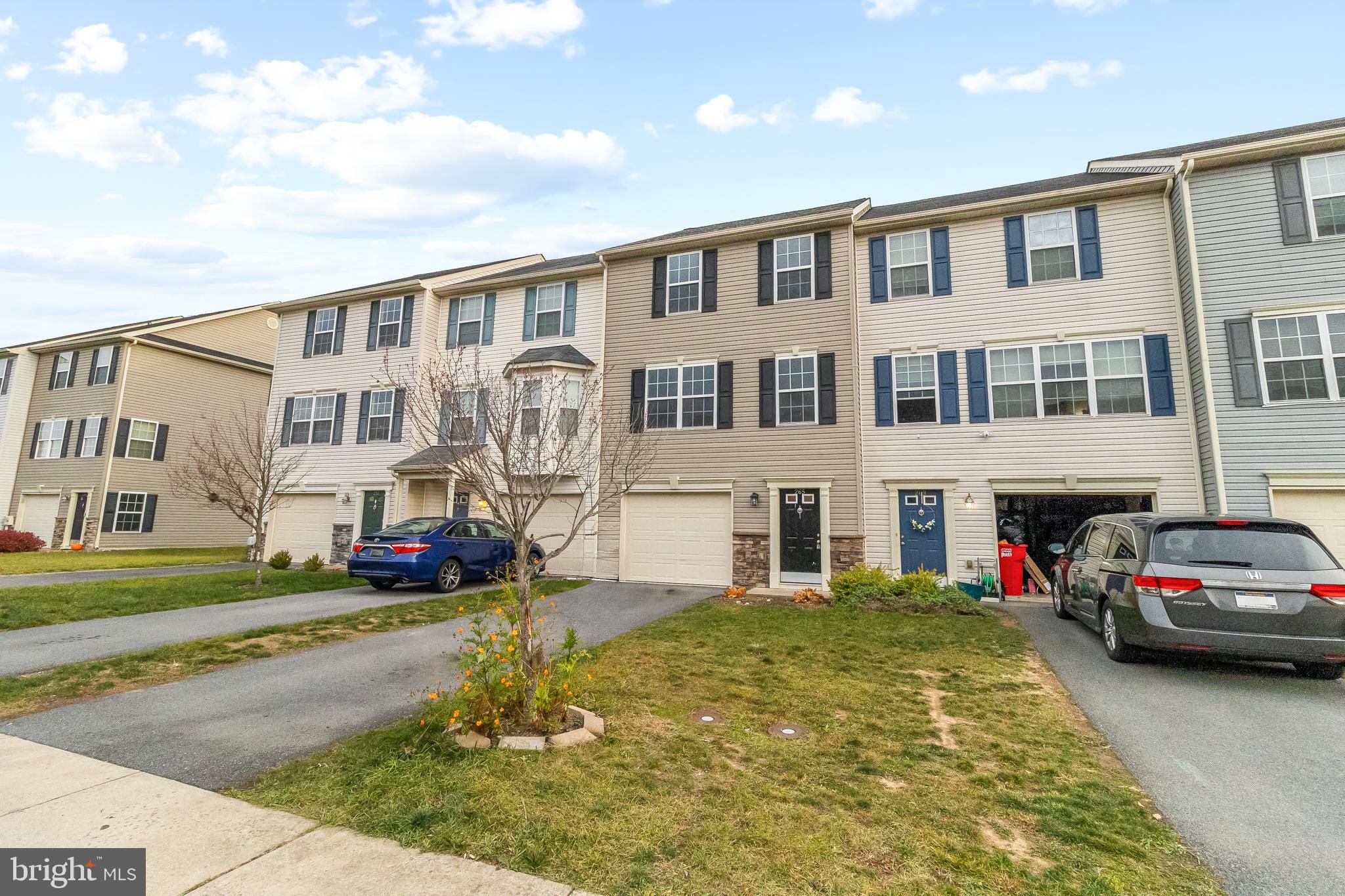 HAMMONDS MILL - Residential