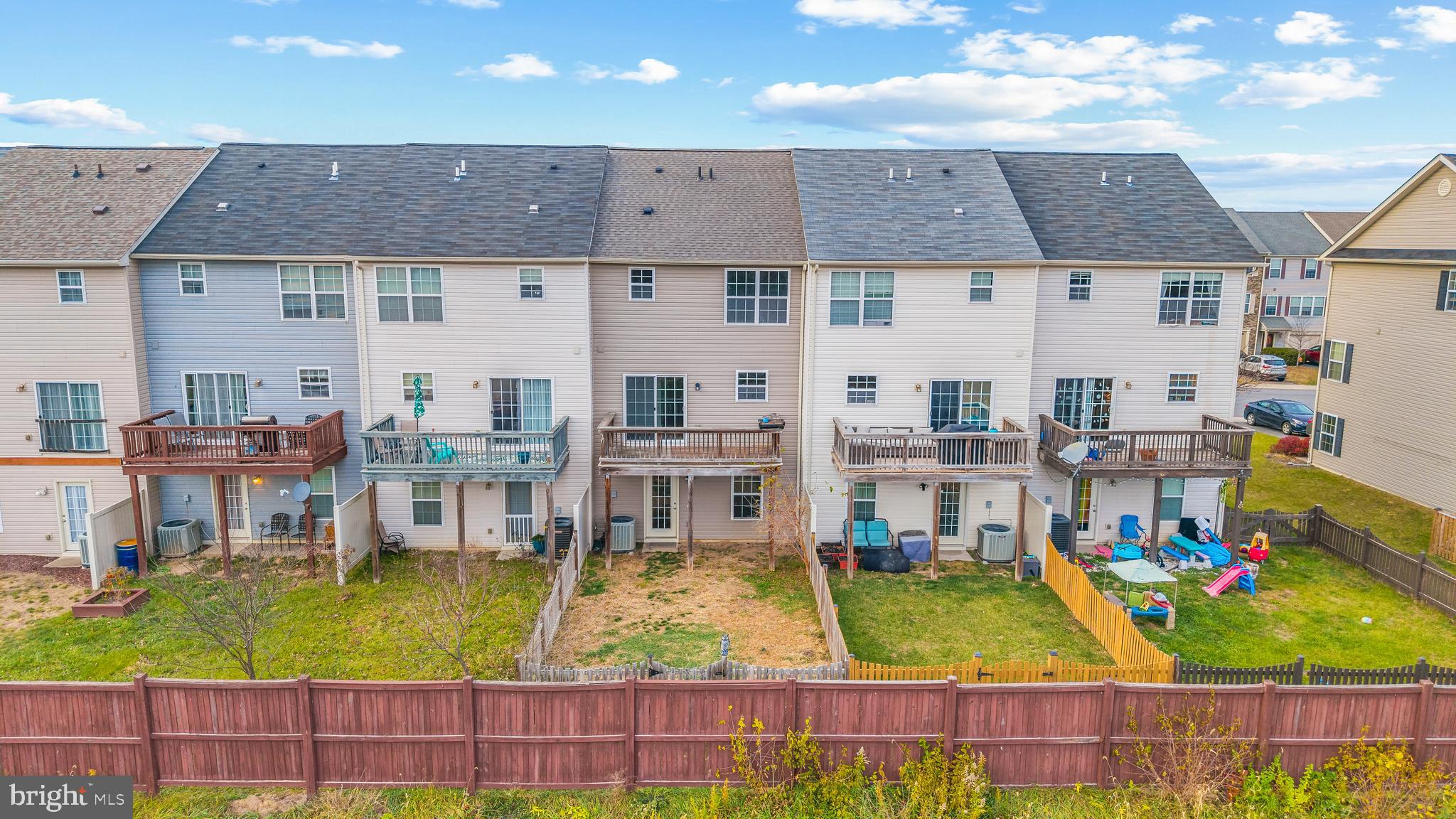 HAMMONDS MILL - Residential