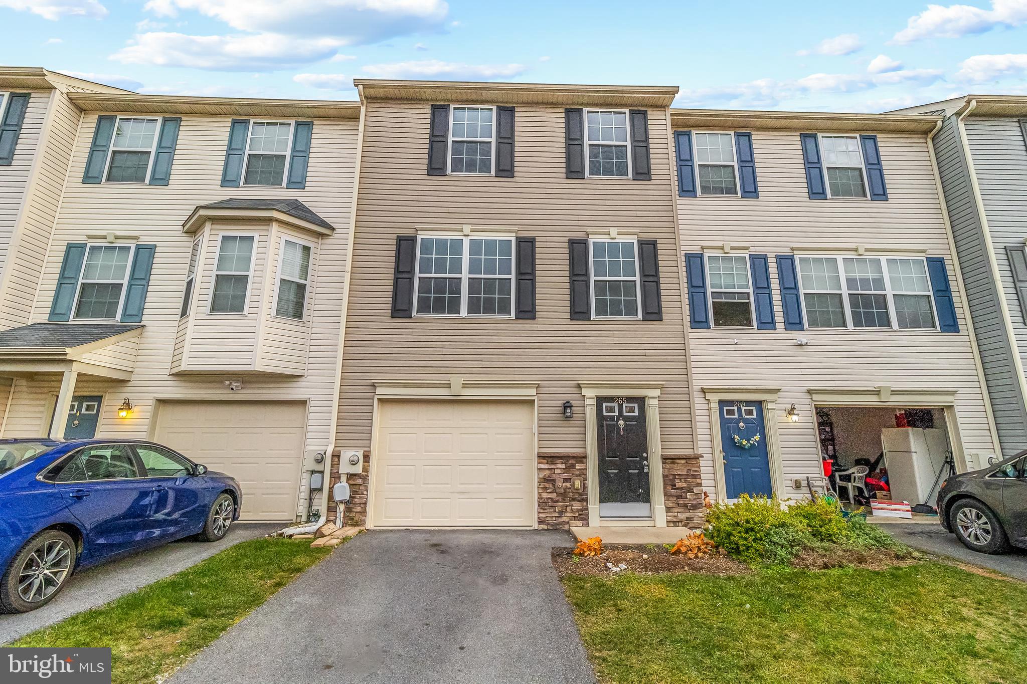 HAMMONDS MILL - Residential