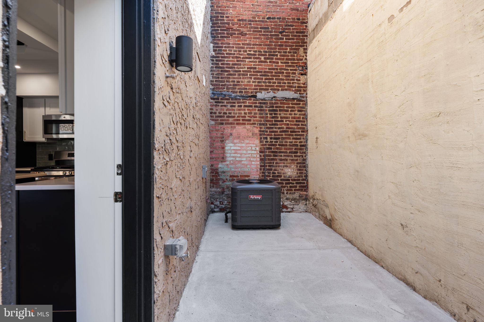 PORT RICHMOND - Residential