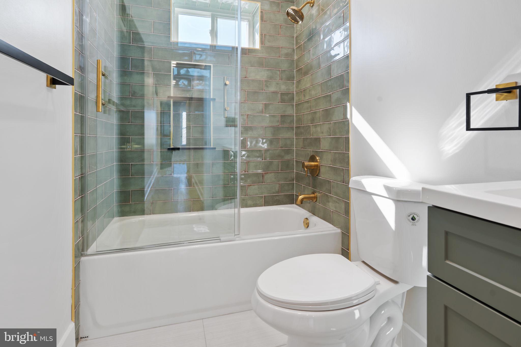 PORT RICHMOND - Residential