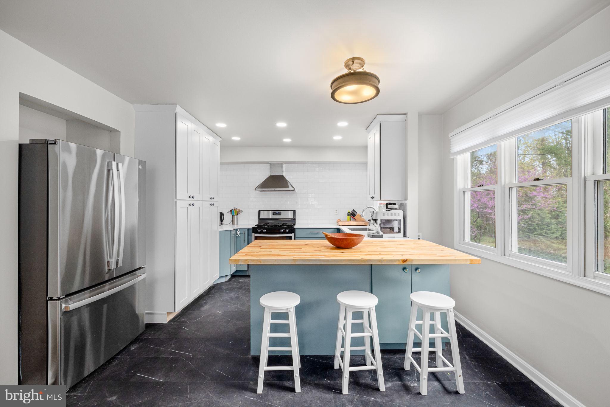 1202 EDGEVALE ROAD