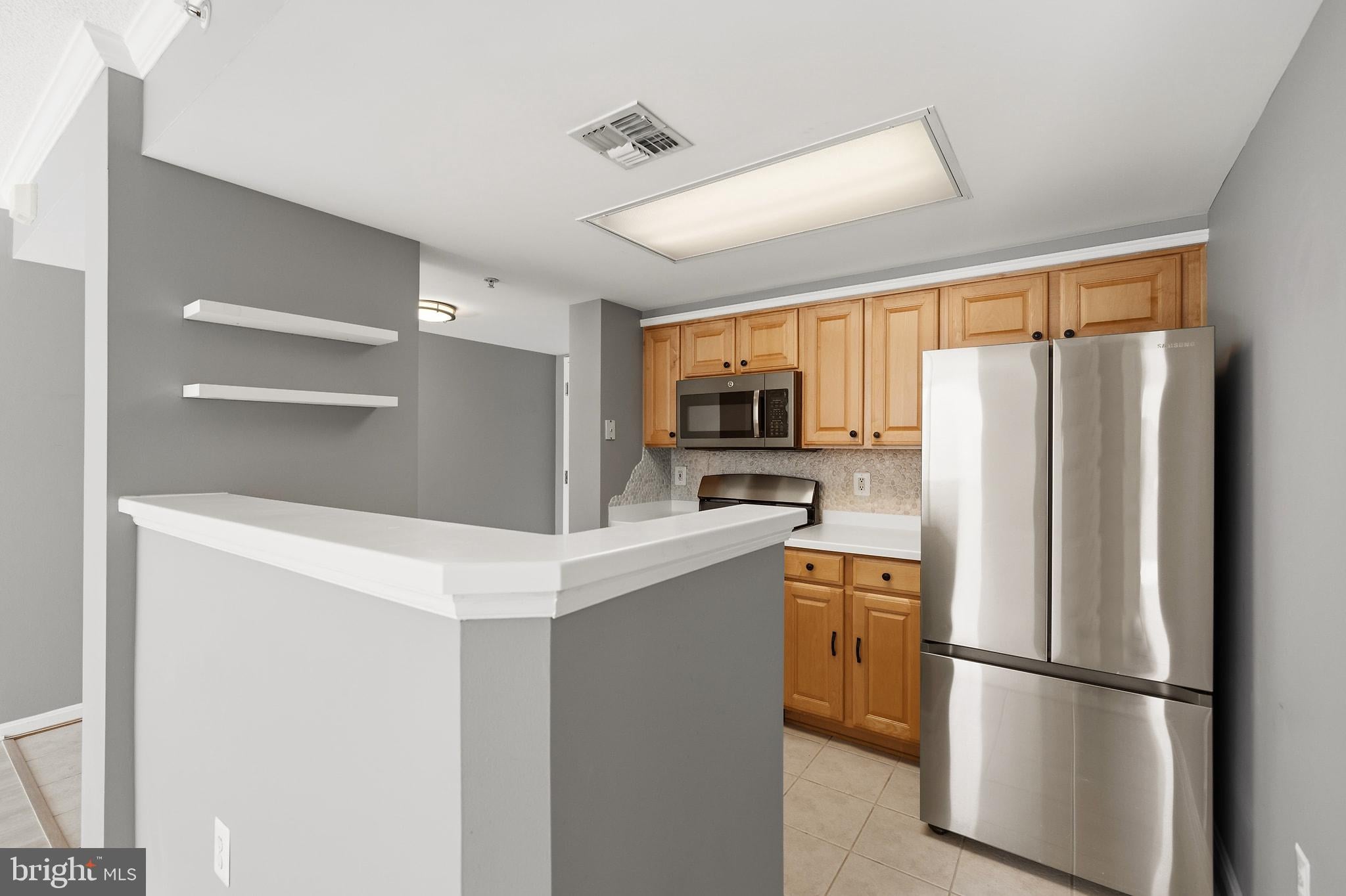 3835 9TH STREET N 1002W