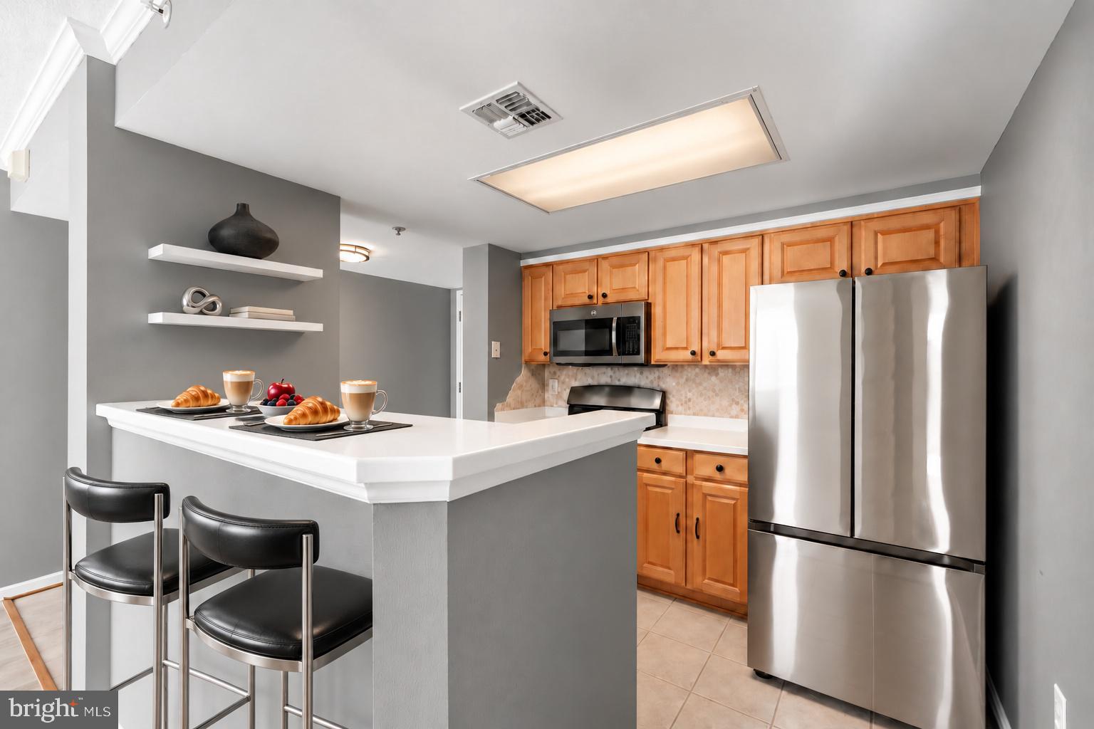 3835 9TH STREET N 1002W