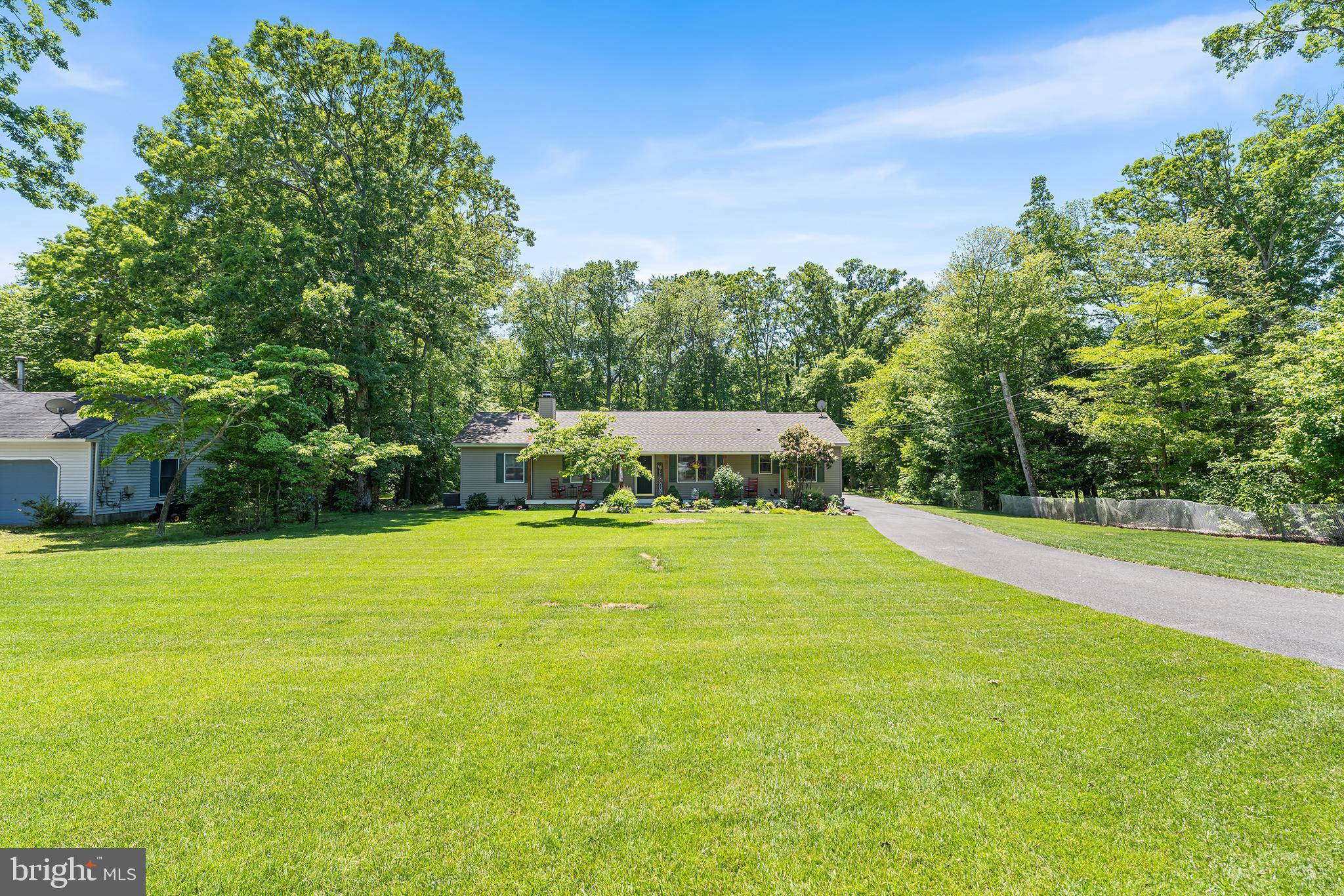 1431 BURLEIGH AVENUE