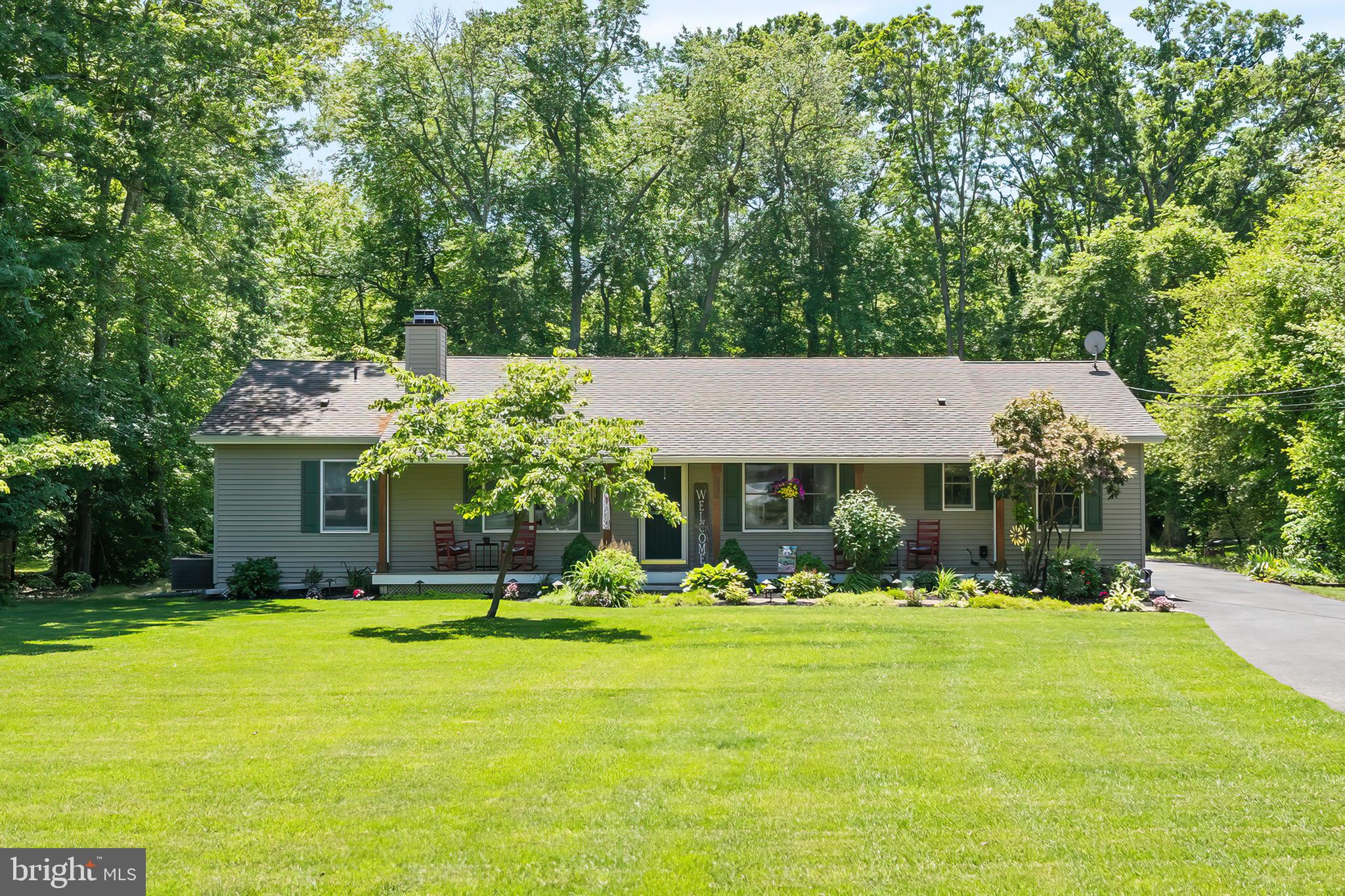 1431 BURLEIGH AVENUE