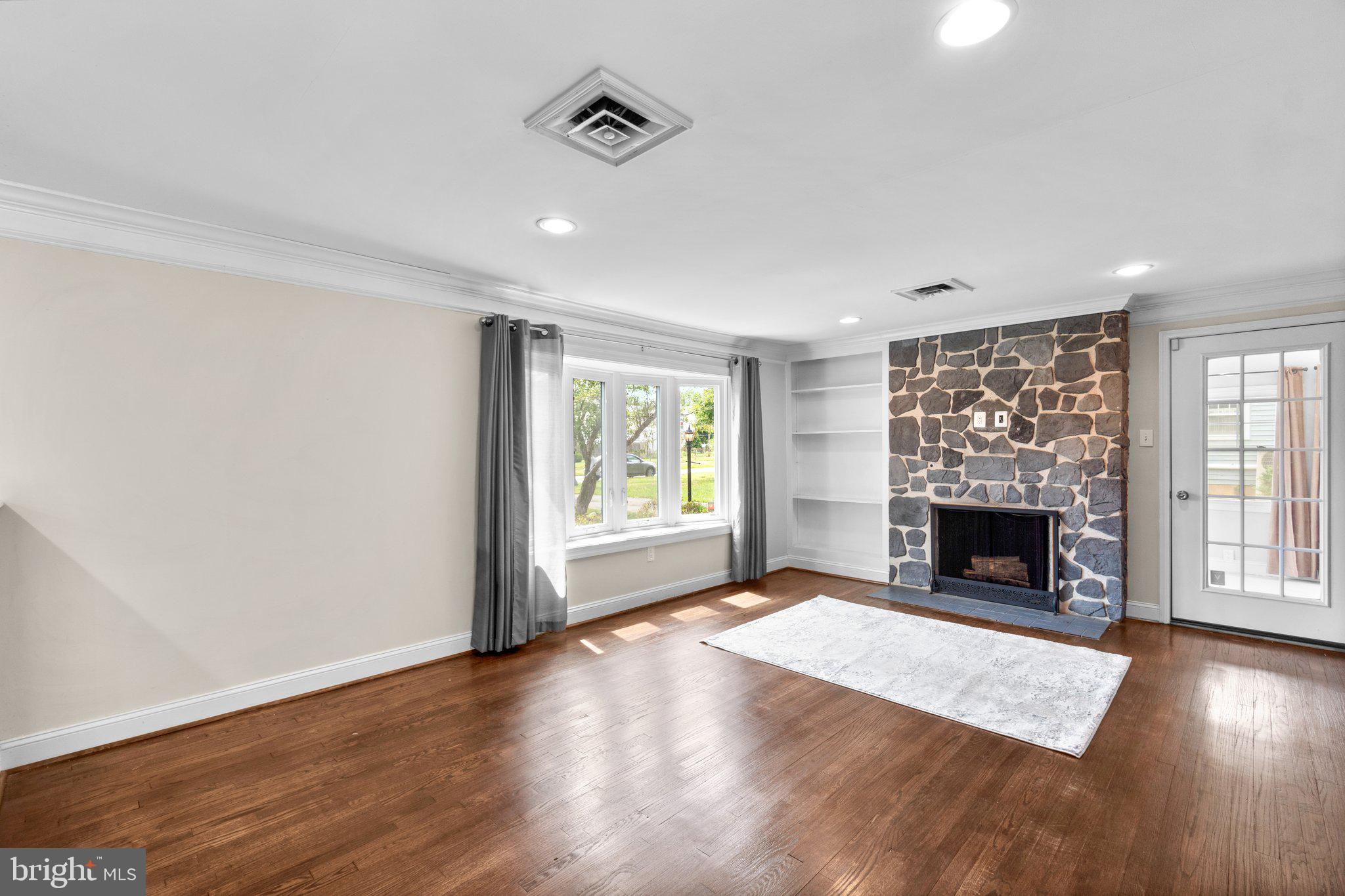 FAIRLAND - Residential