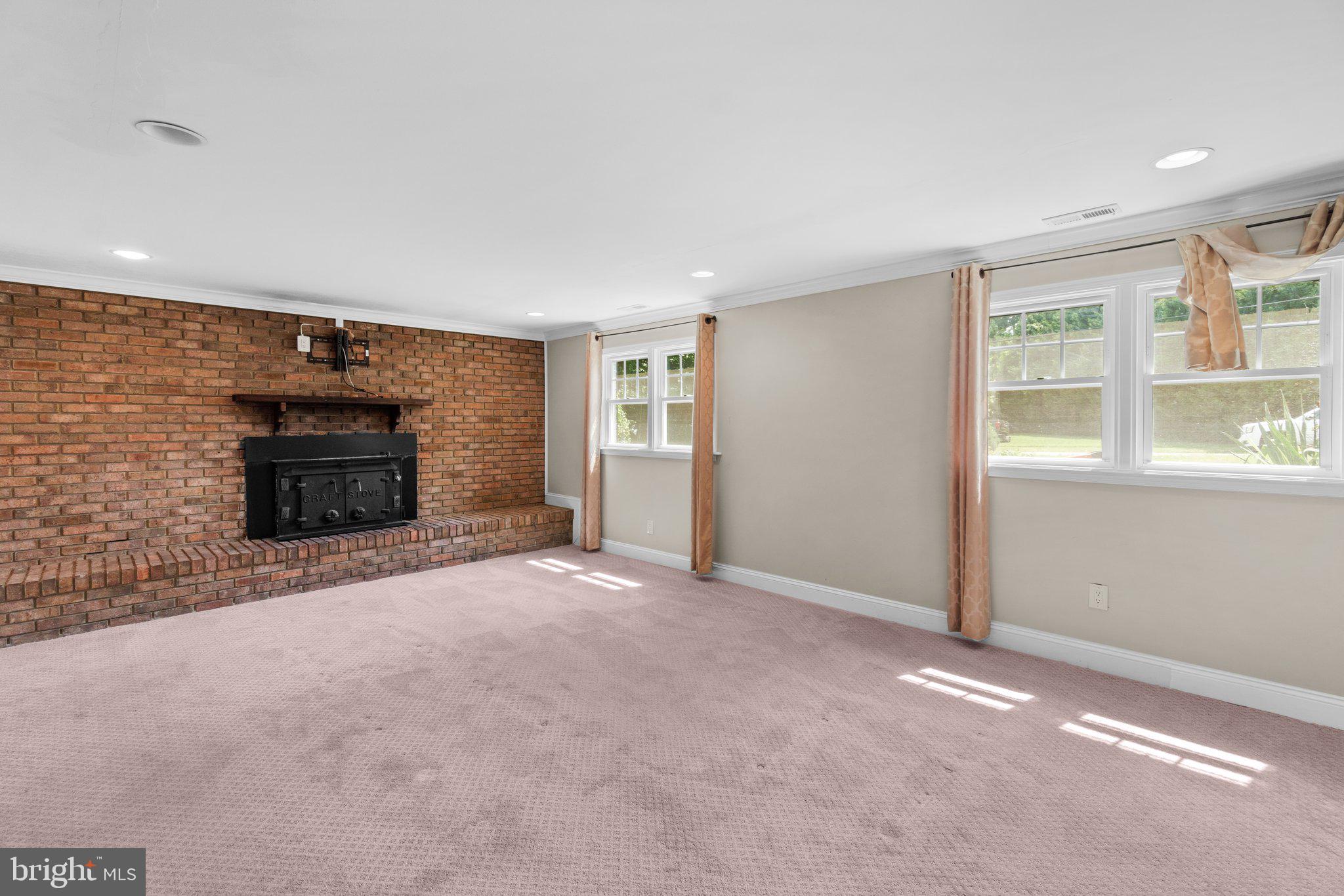 FAIRLAND - Residential