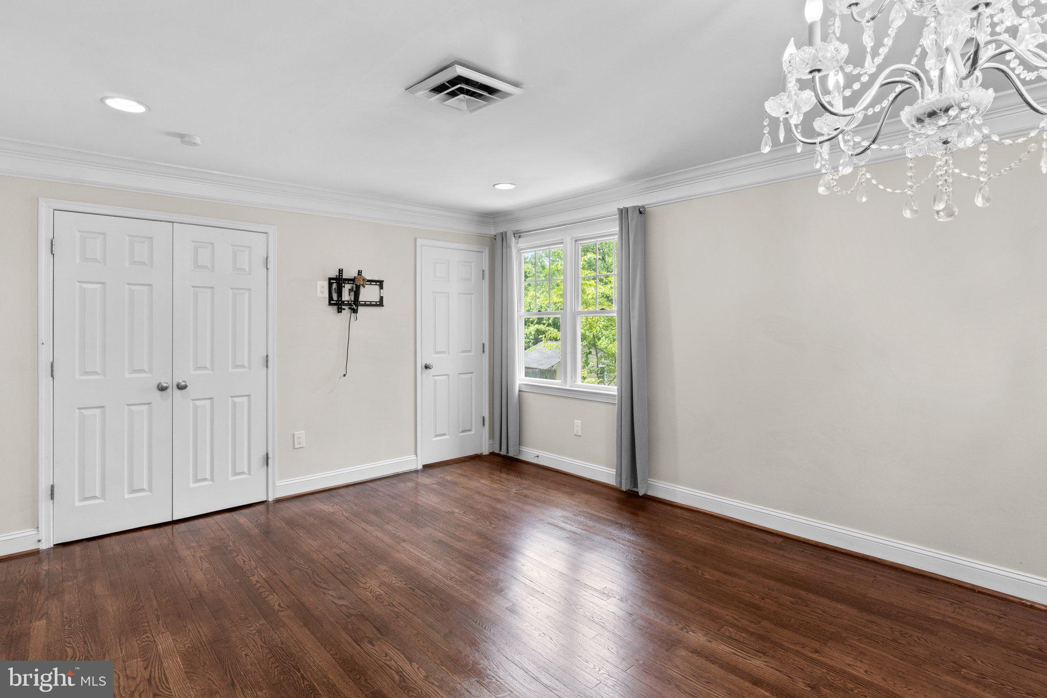 FAIRLAND - Residential