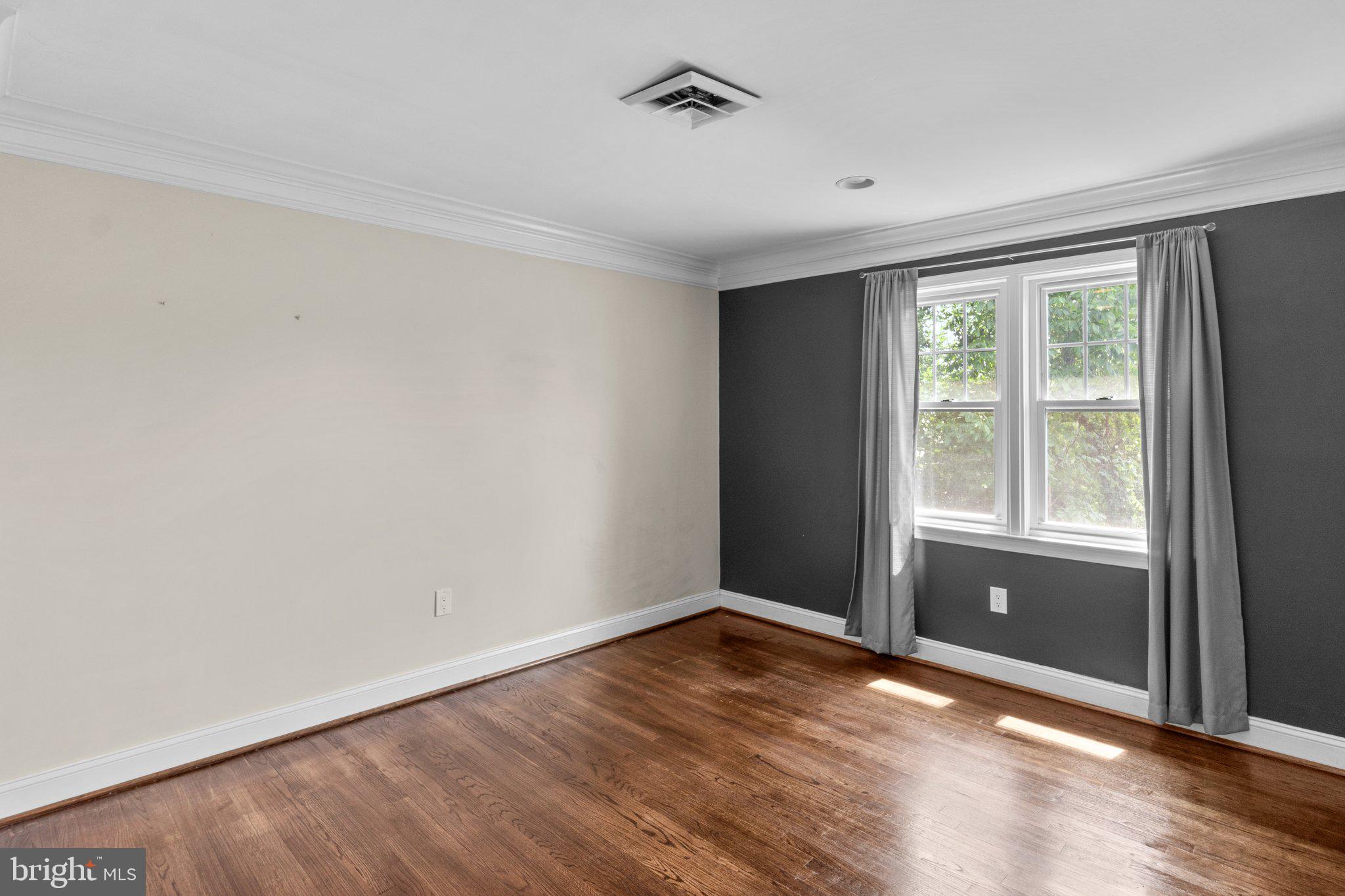 FAIRLAND - Residential