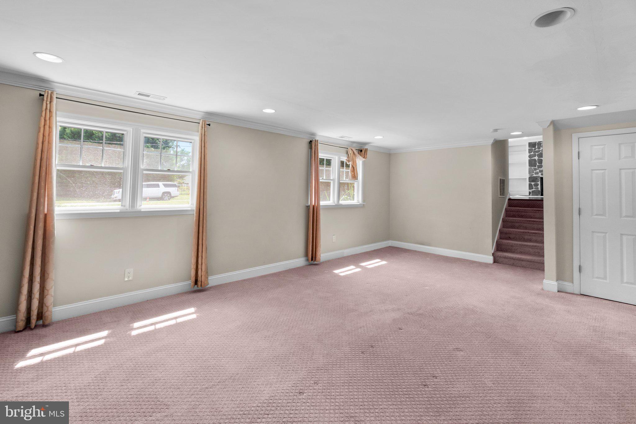 FAIRLAND - Residential