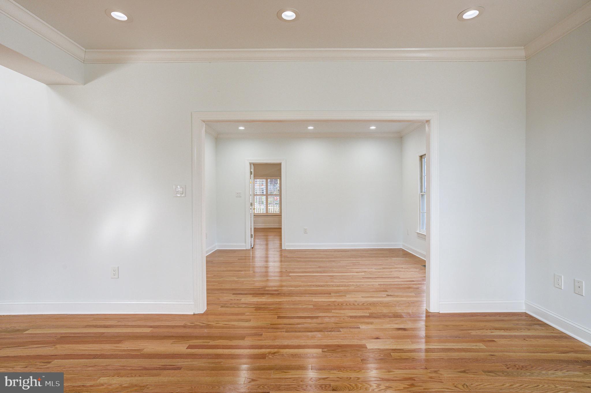 CARDEROCK SPRINGS - Residential Lease