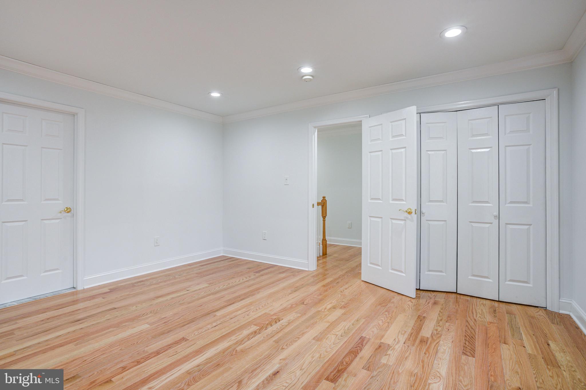 CARDEROCK SPRINGS - Residential Lease