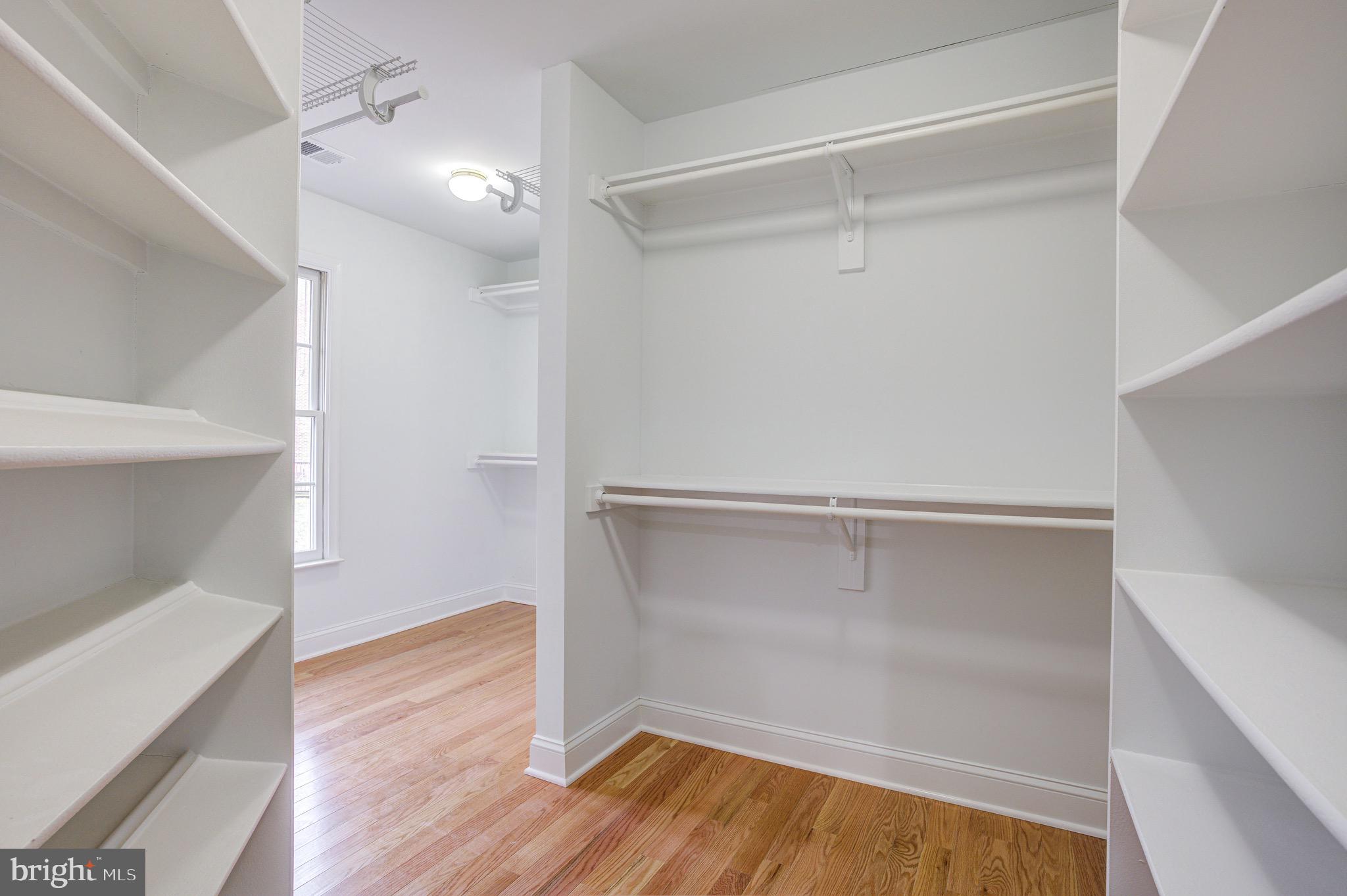 CARDEROCK SPRINGS - Residential Lease