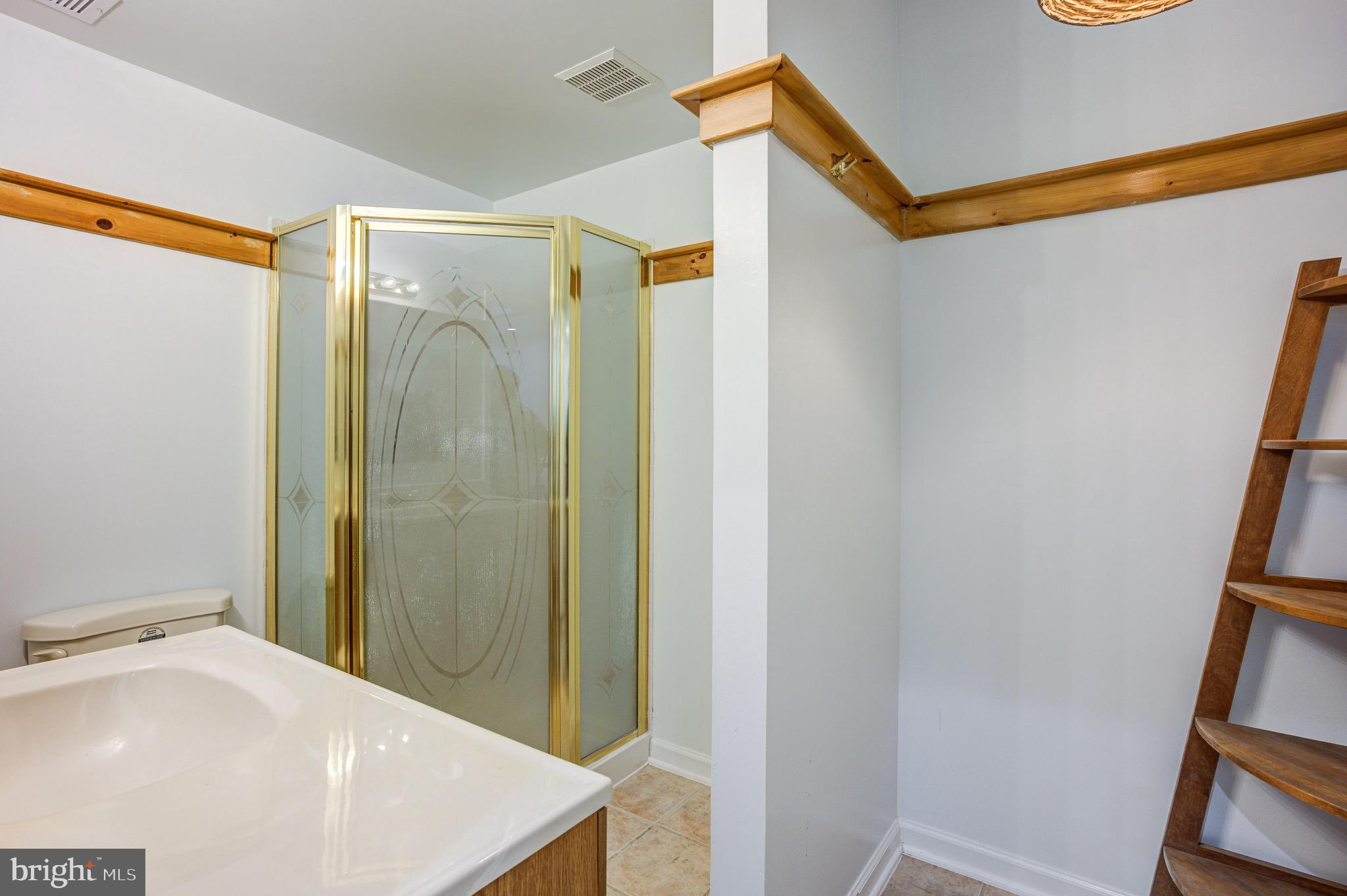 CARDEROCK SPRINGS - Residential Lease