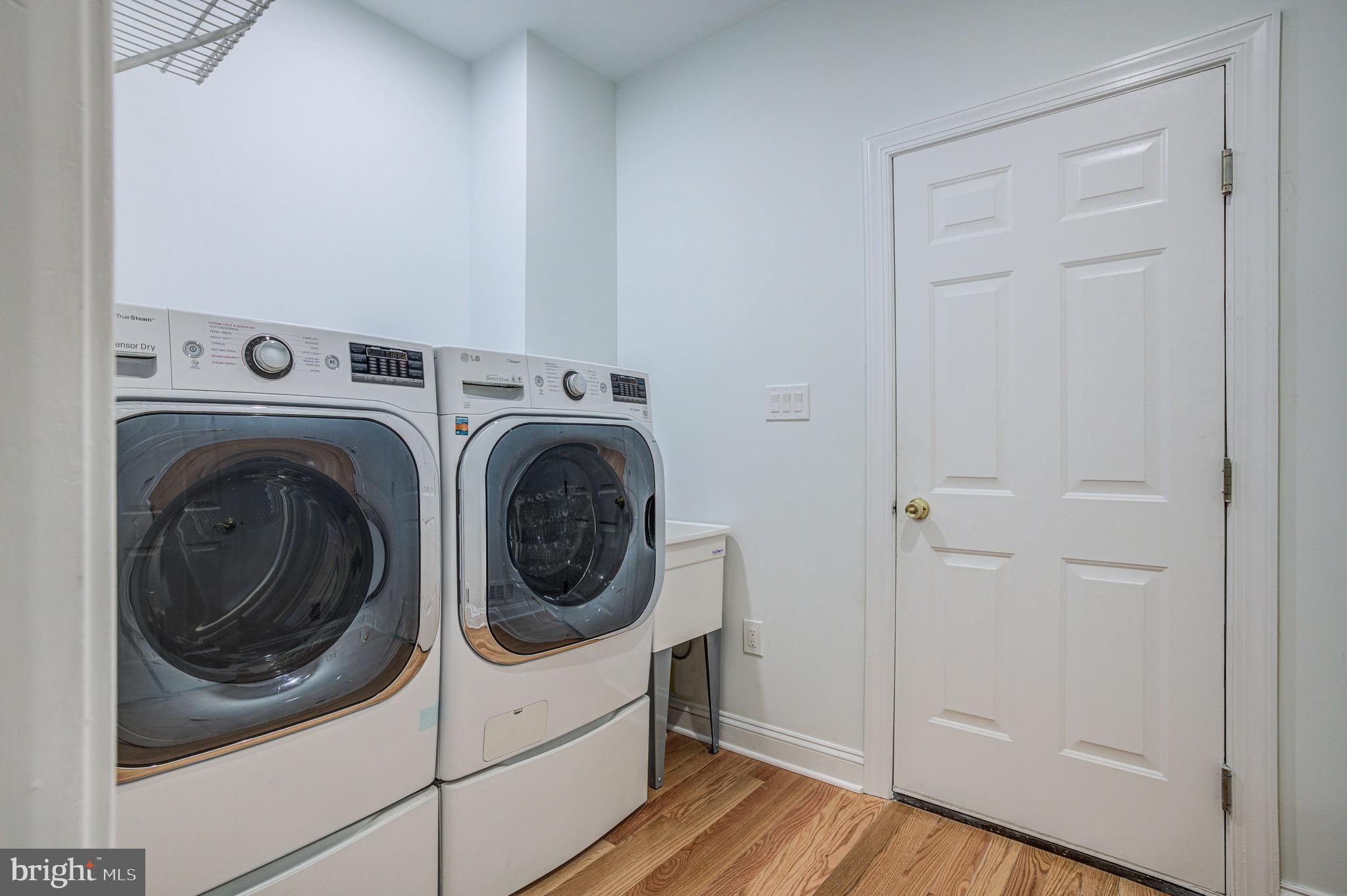 CARDEROCK SPRINGS - Residential Lease