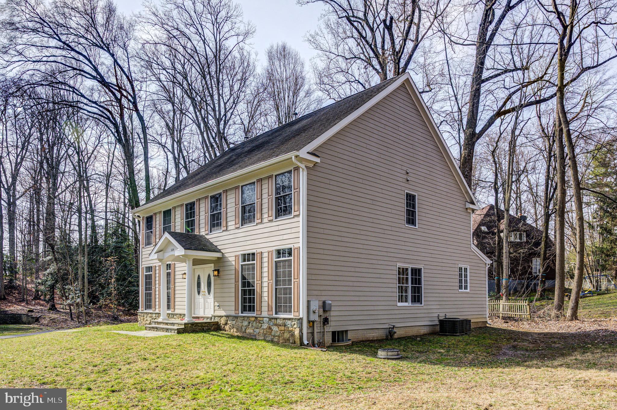 CARDEROCK SPRINGS - Residential Lease