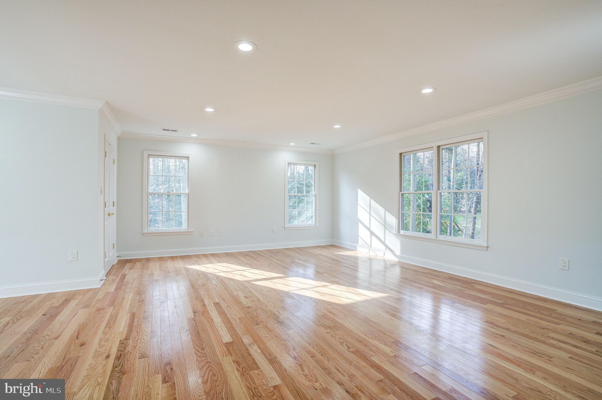 CARDEROCK SPRINGS - Residential Lease