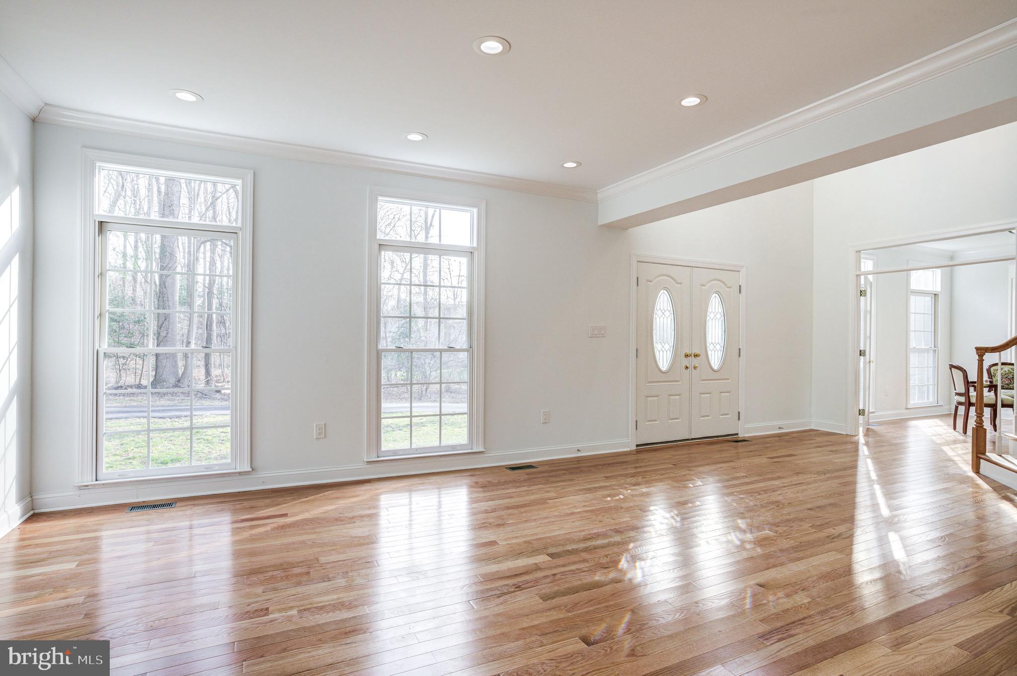 CARDEROCK SPRINGS - Residential Lease