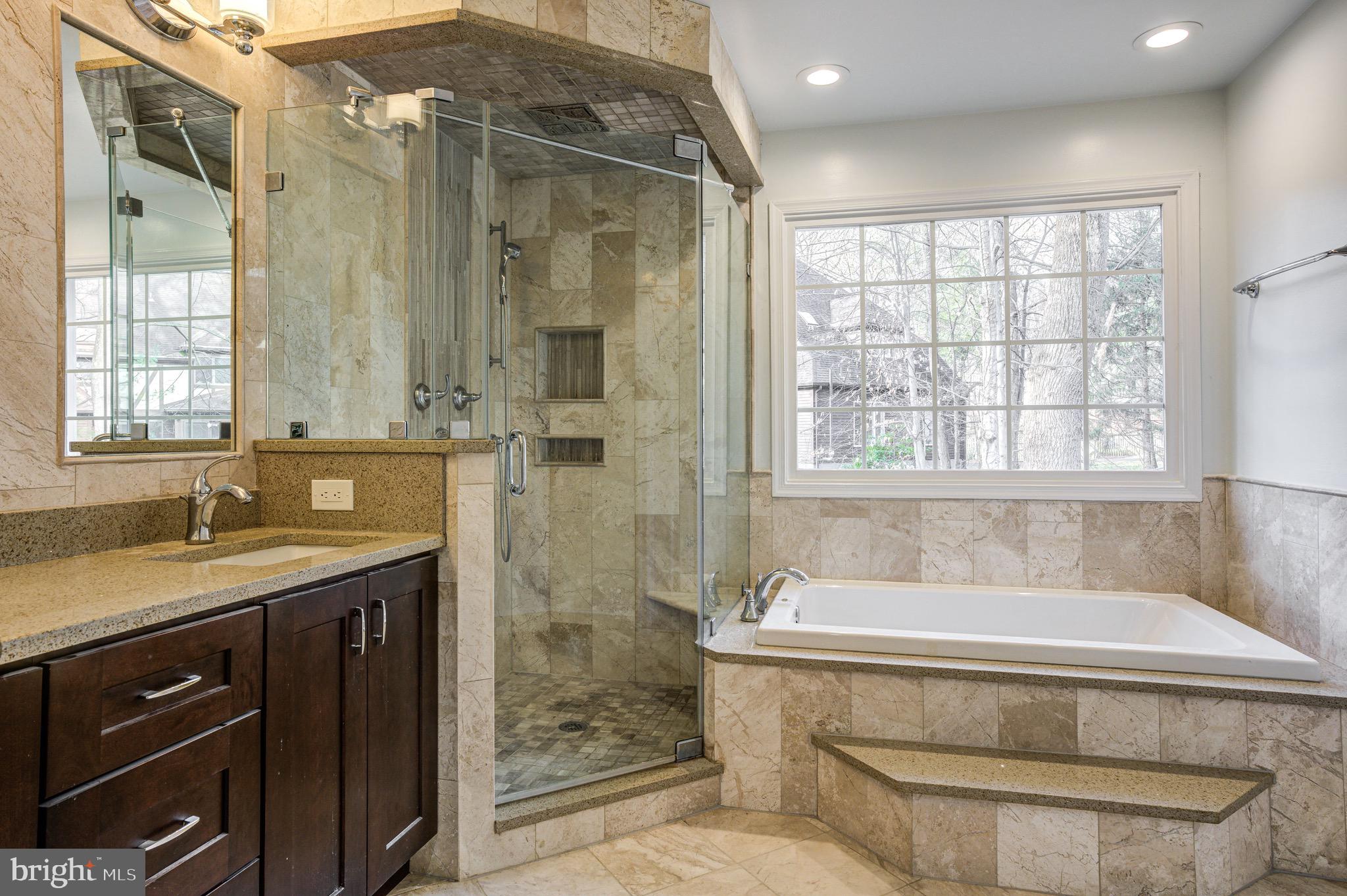 CARDEROCK SPRINGS - Residential Lease