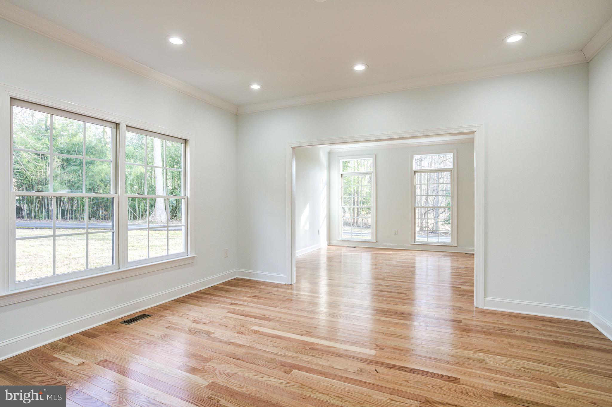 CARDEROCK SPRINGS - Residential Lease