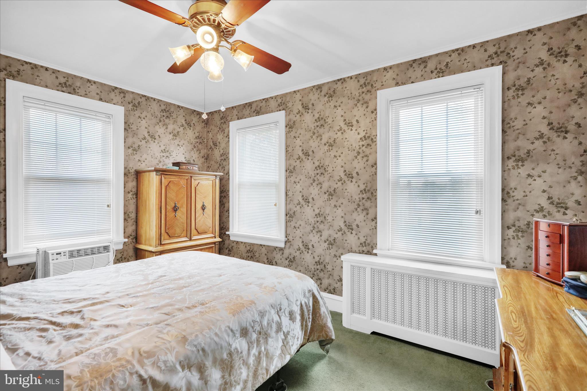 WYOMISSING HILLS - Residential