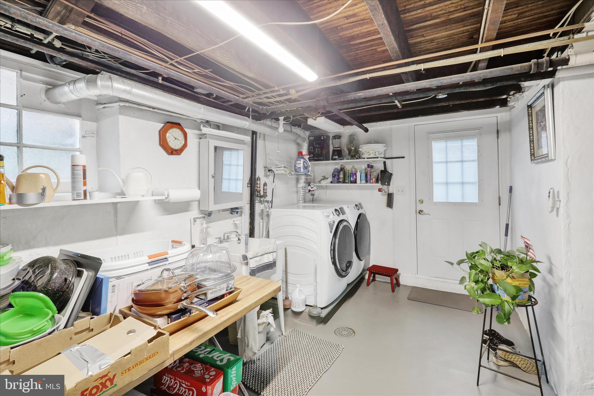 WYOMISSING HILLS - Residential