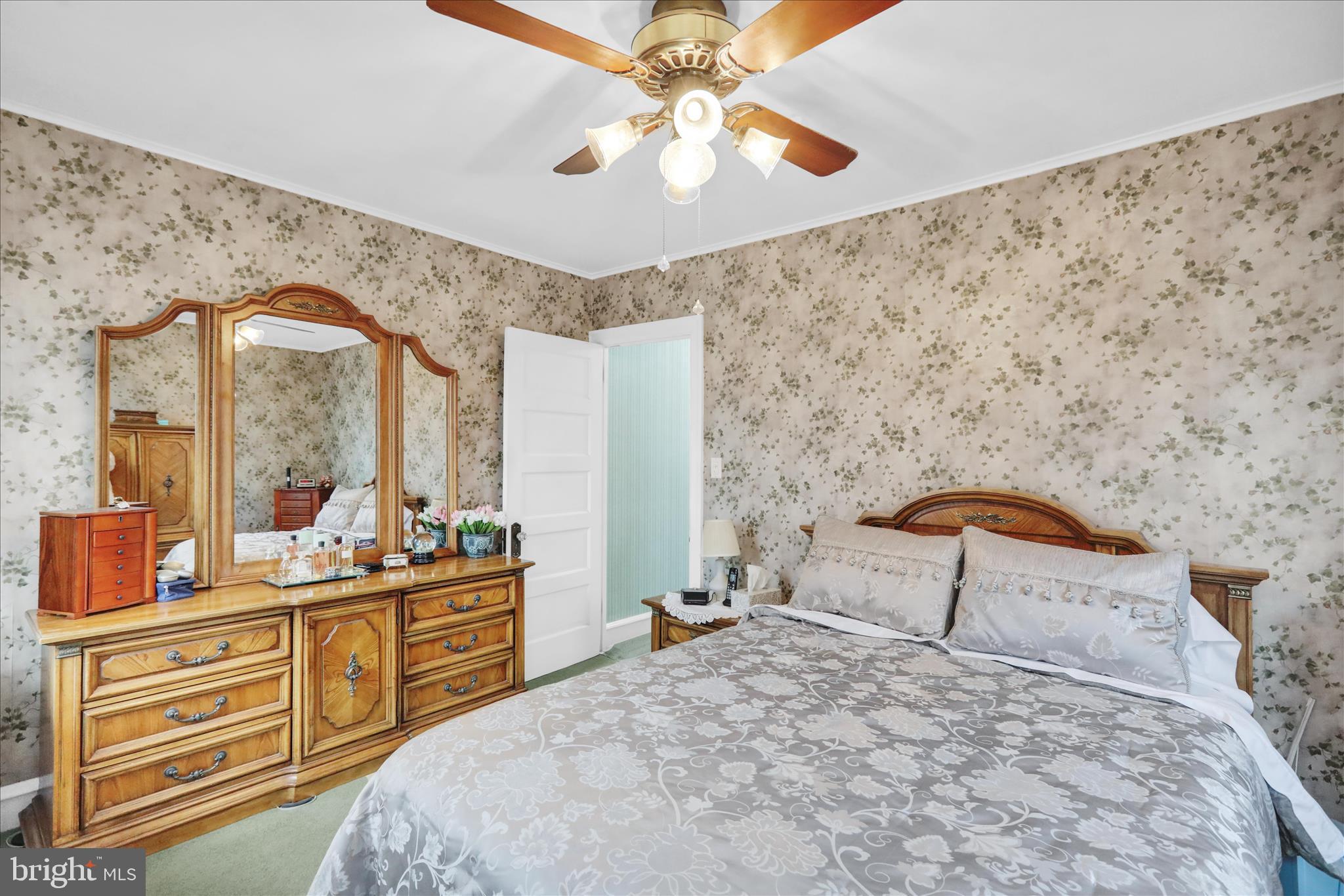 WYOMISSING HILLS - Residential