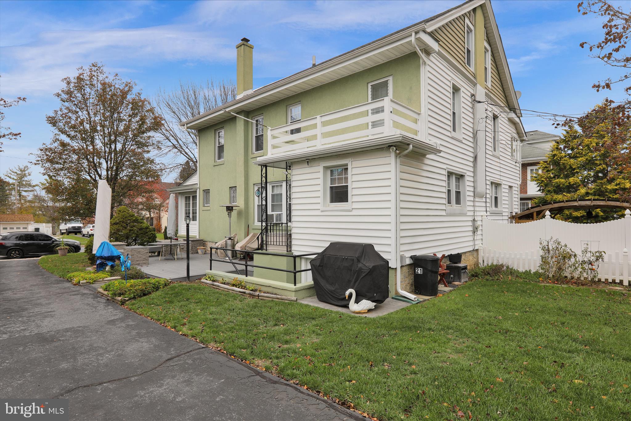 WYOMISSING HILLS - Residential