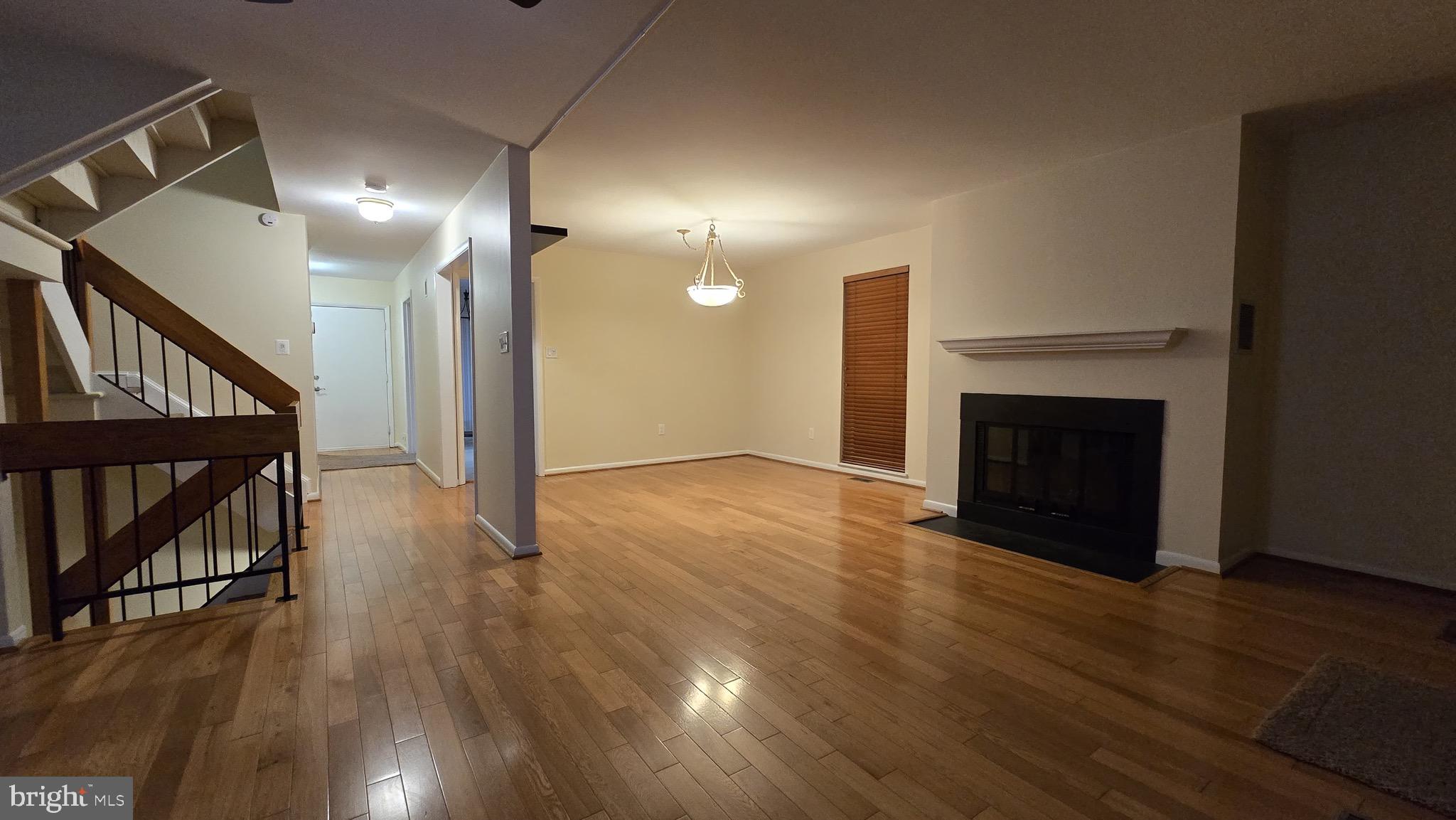 RESTON - Residential Lease