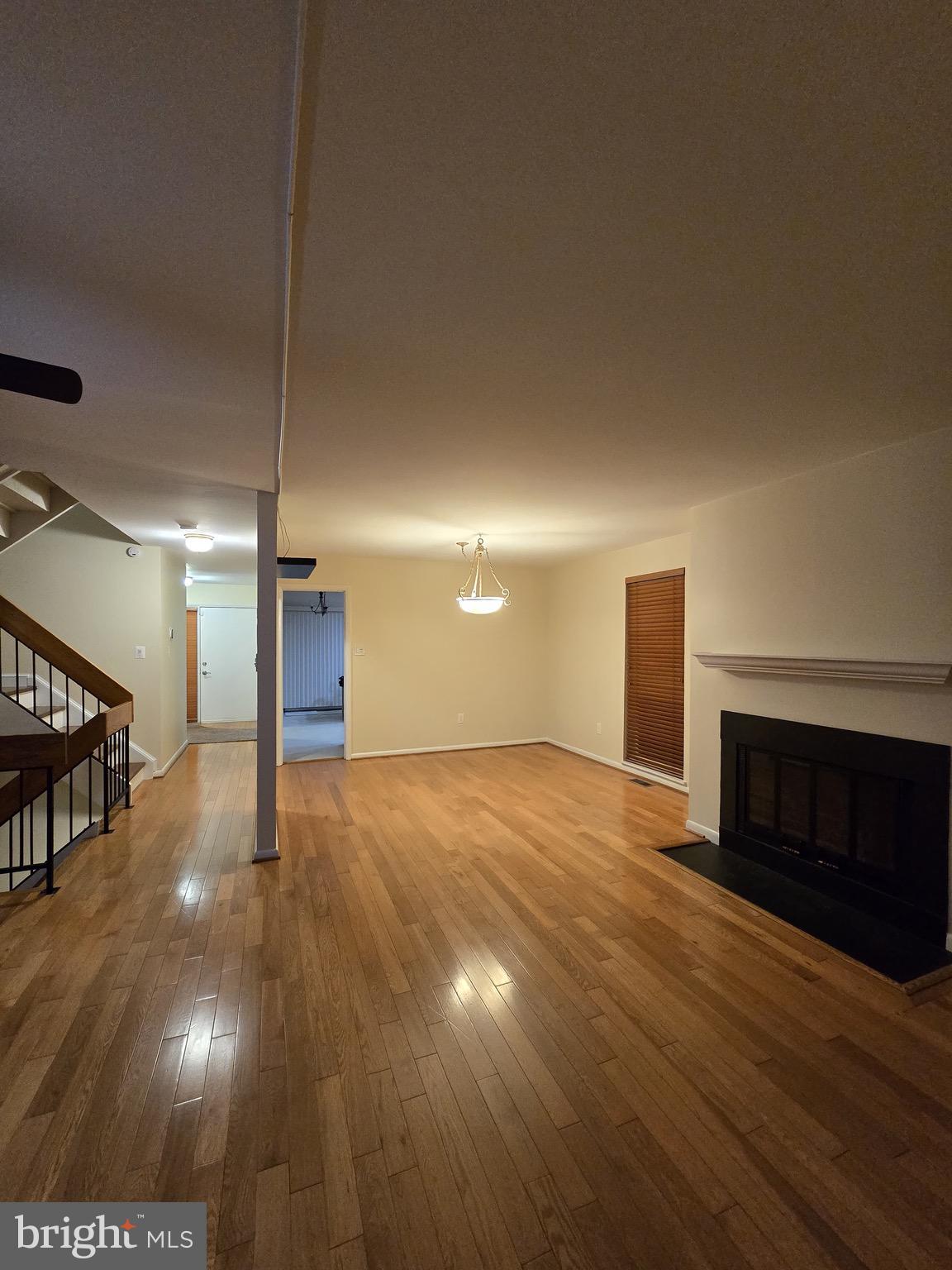 RESTON - Residential Lease