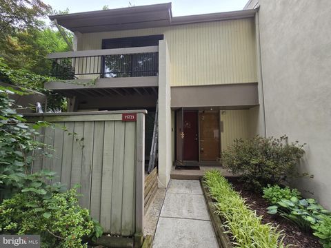 11721 NEWBRIDGE COURT RESTON VA 20191
