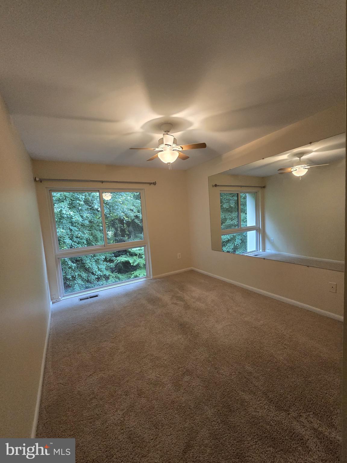 RESTON - Residential Lease