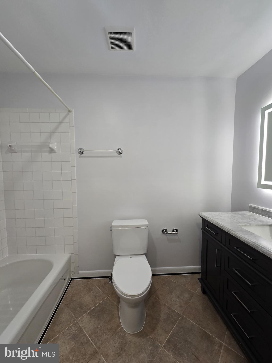 RESTON - Residential Lease