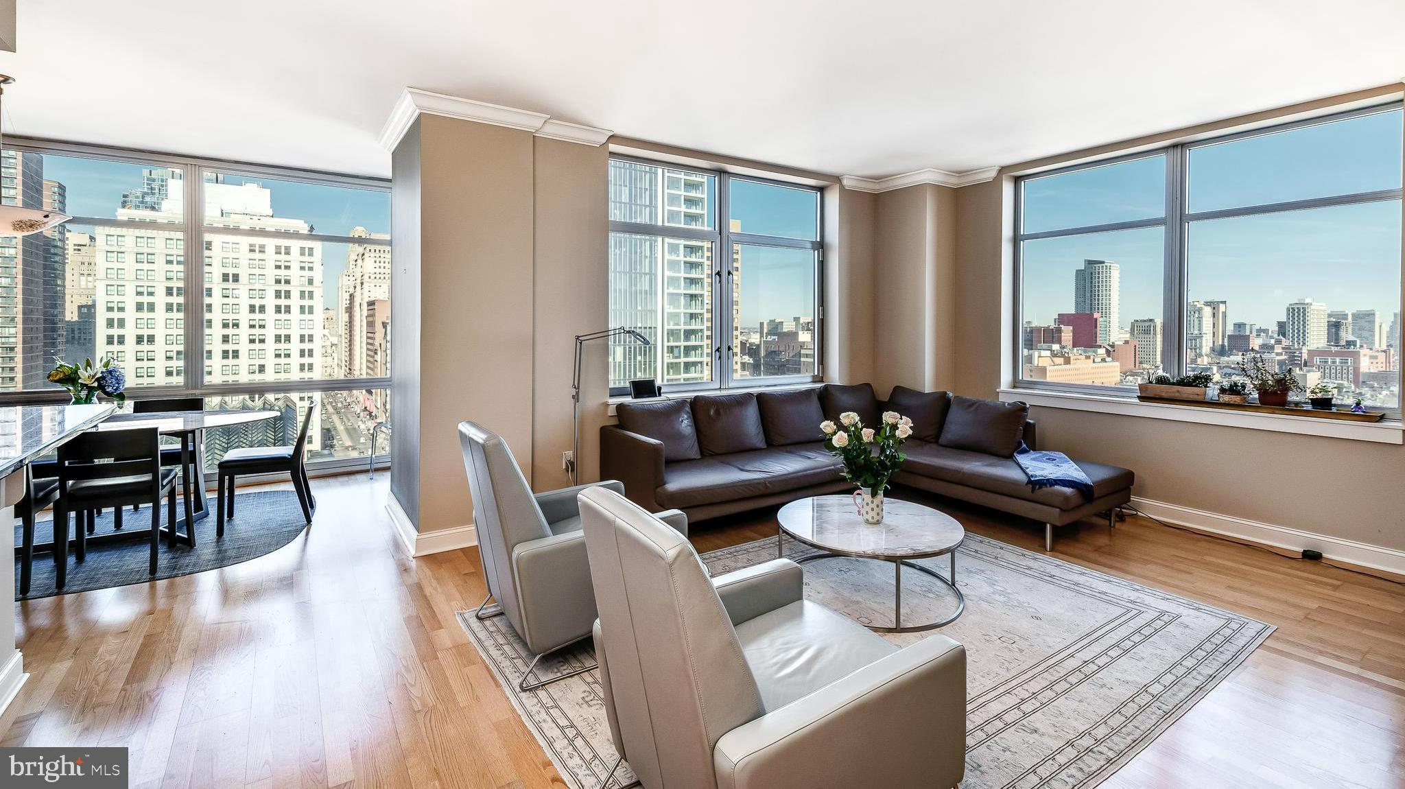 AVENUE OF THE ARTS - Residential