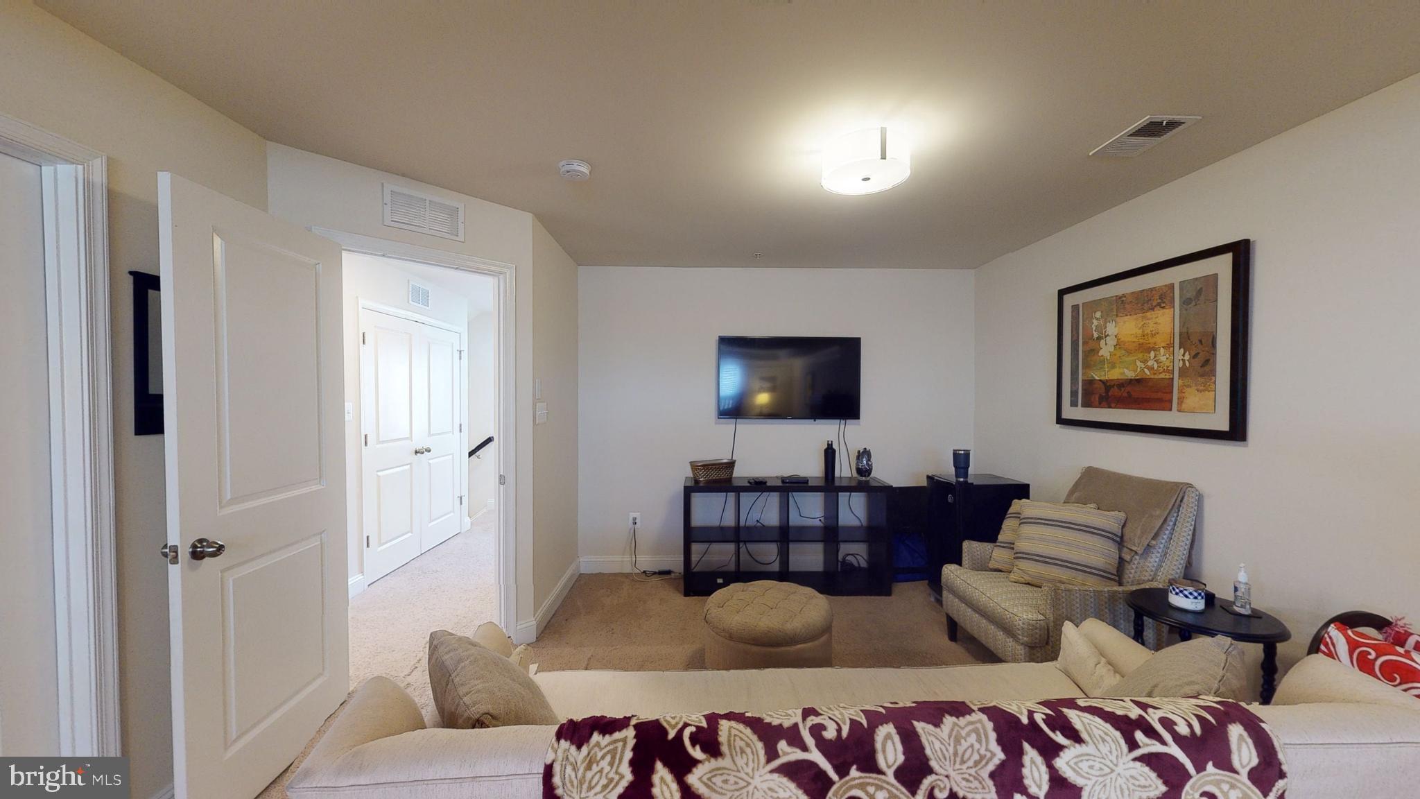 SUMMERFIELD VILLAGE - Residential