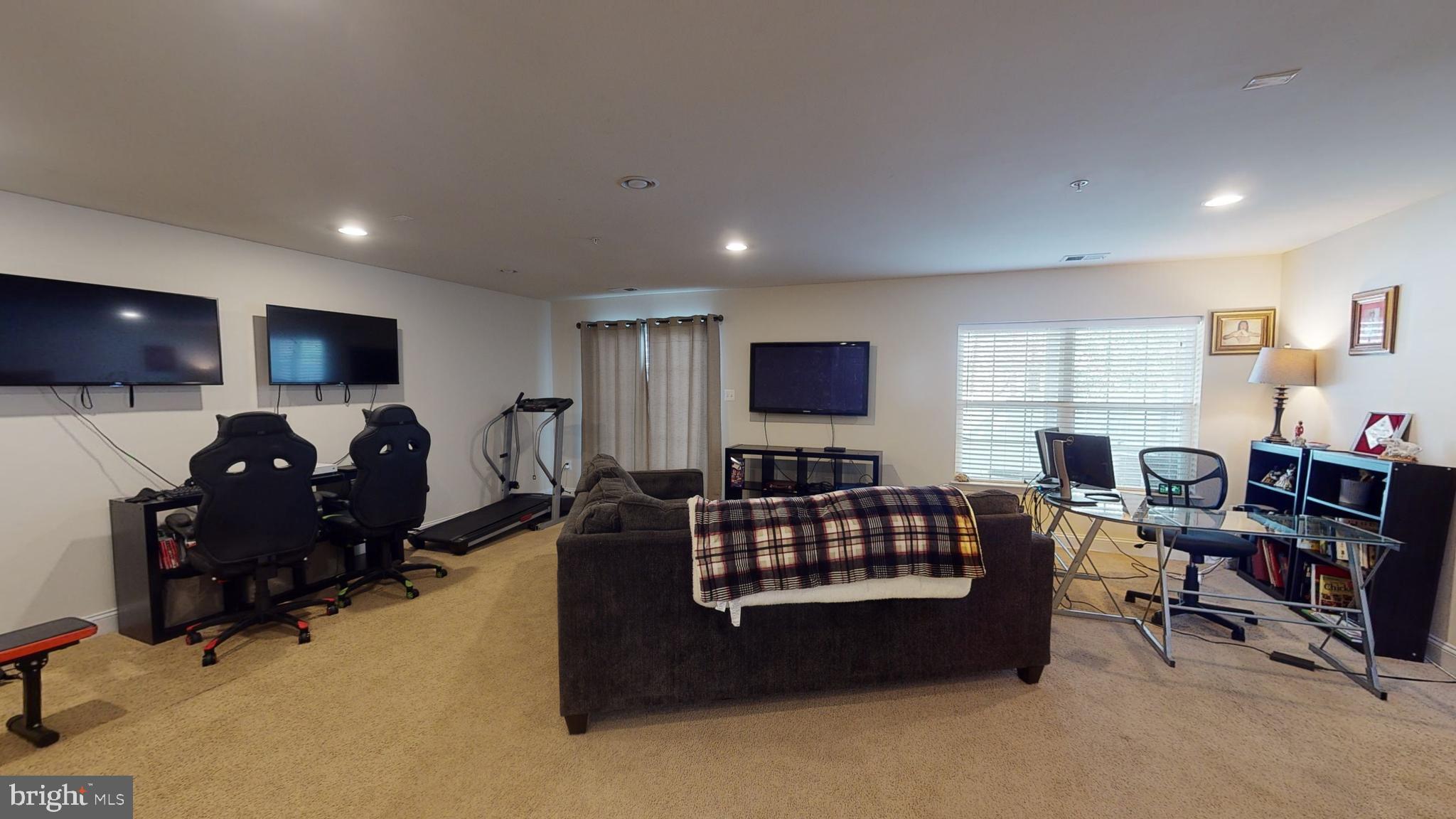 SUMMERFIELD VILLAGE - Residential