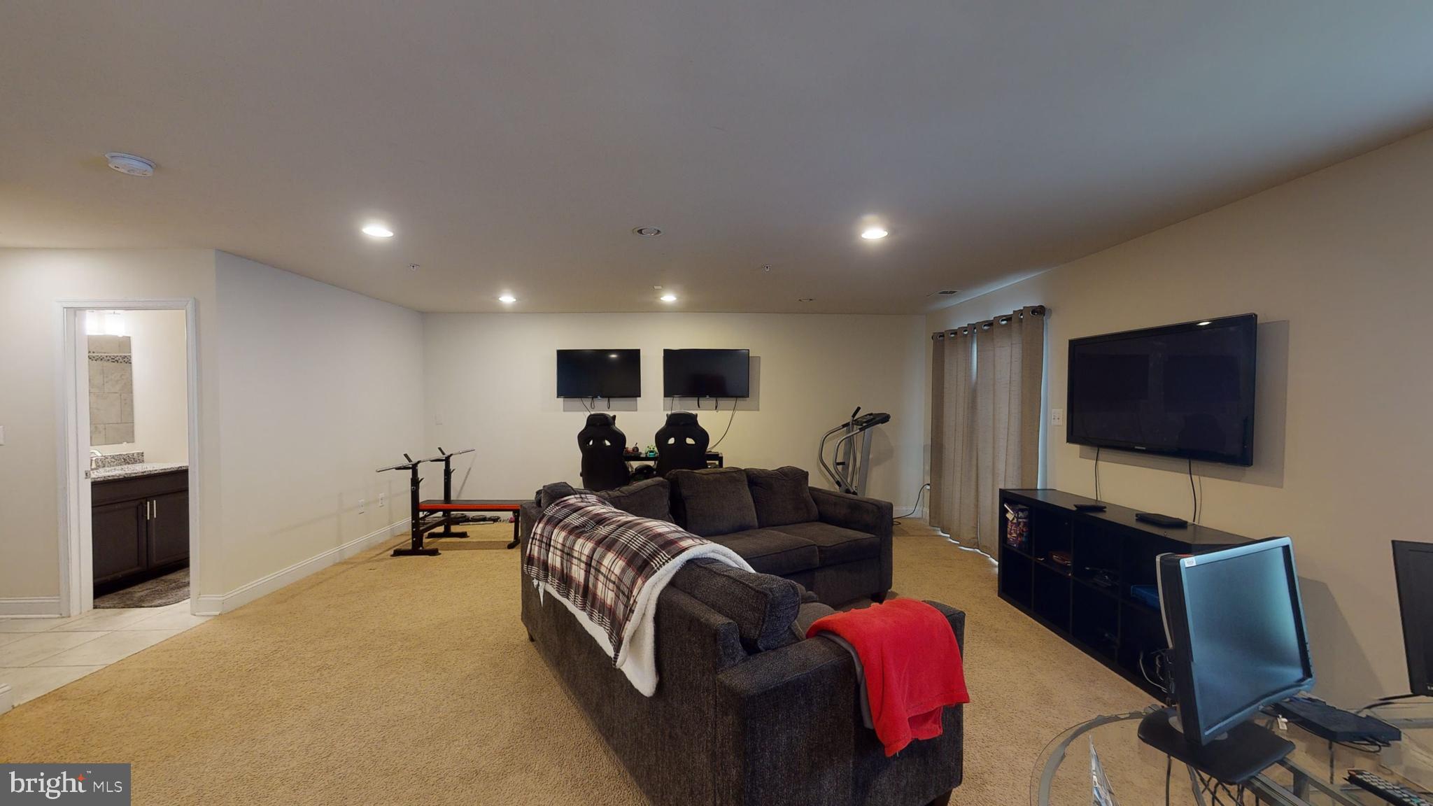 SUMMERFIELD VILLAGE - Residential