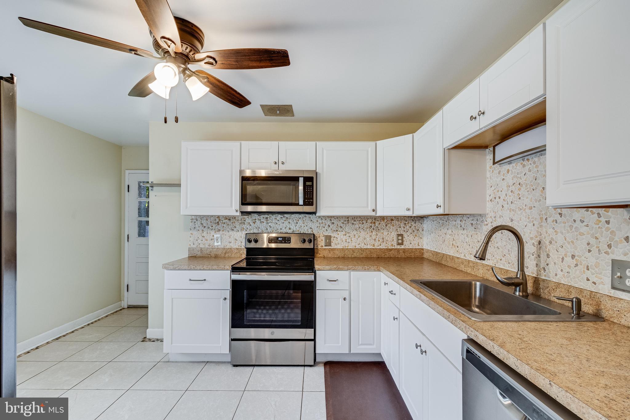 LAKEWOOD - Residential