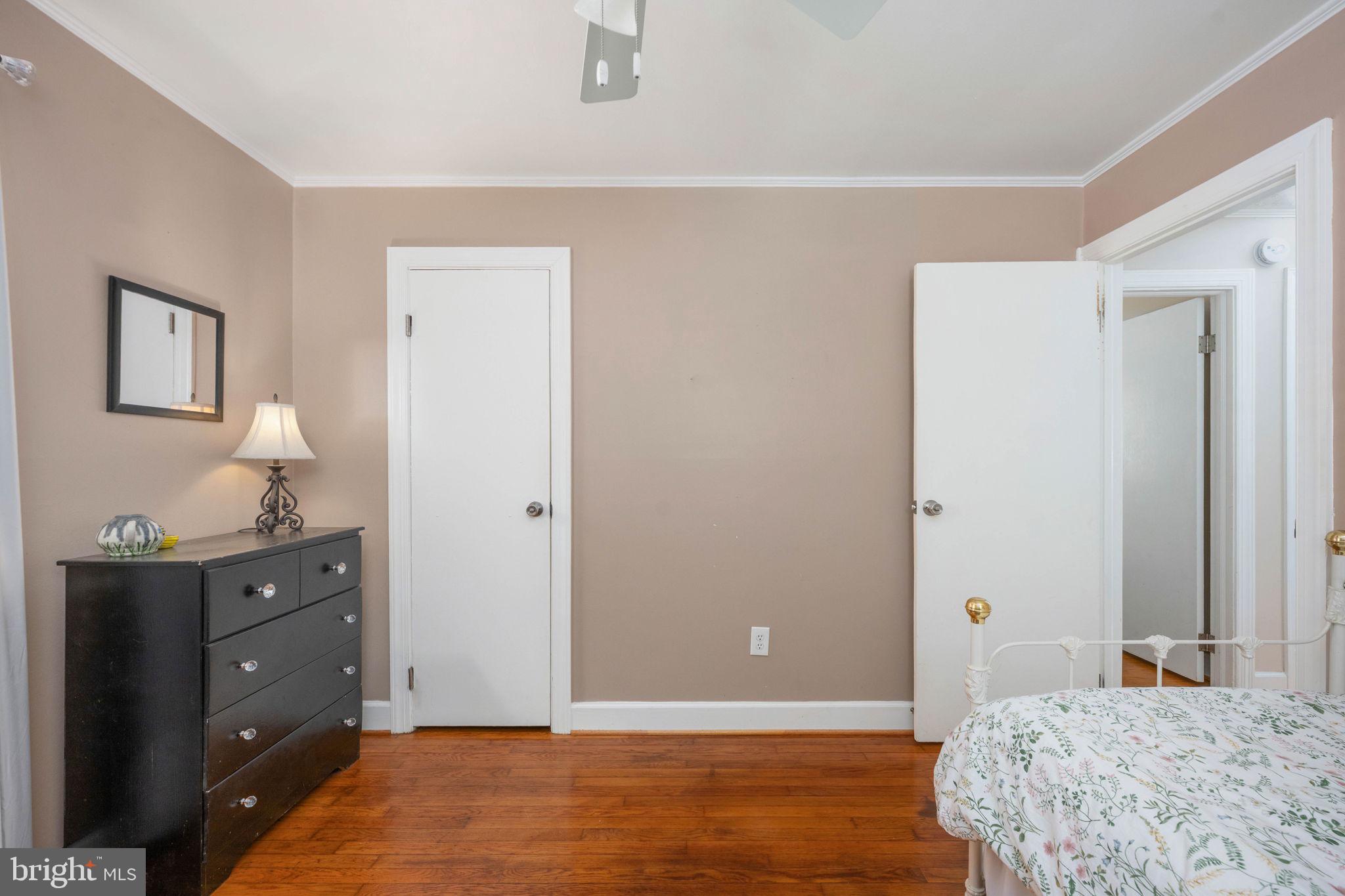 ROSELAND - Residential