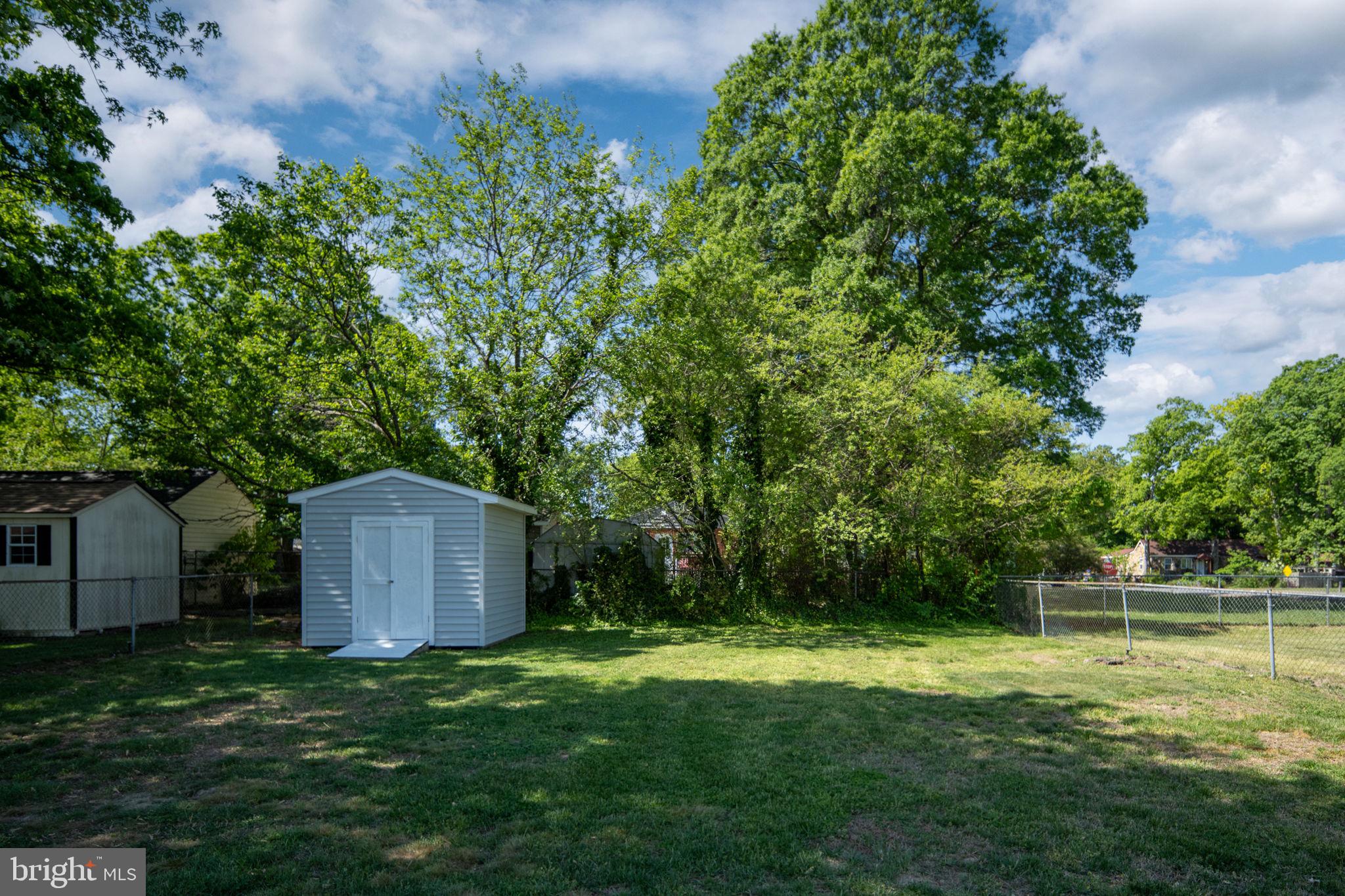 ROSELAND - Residential