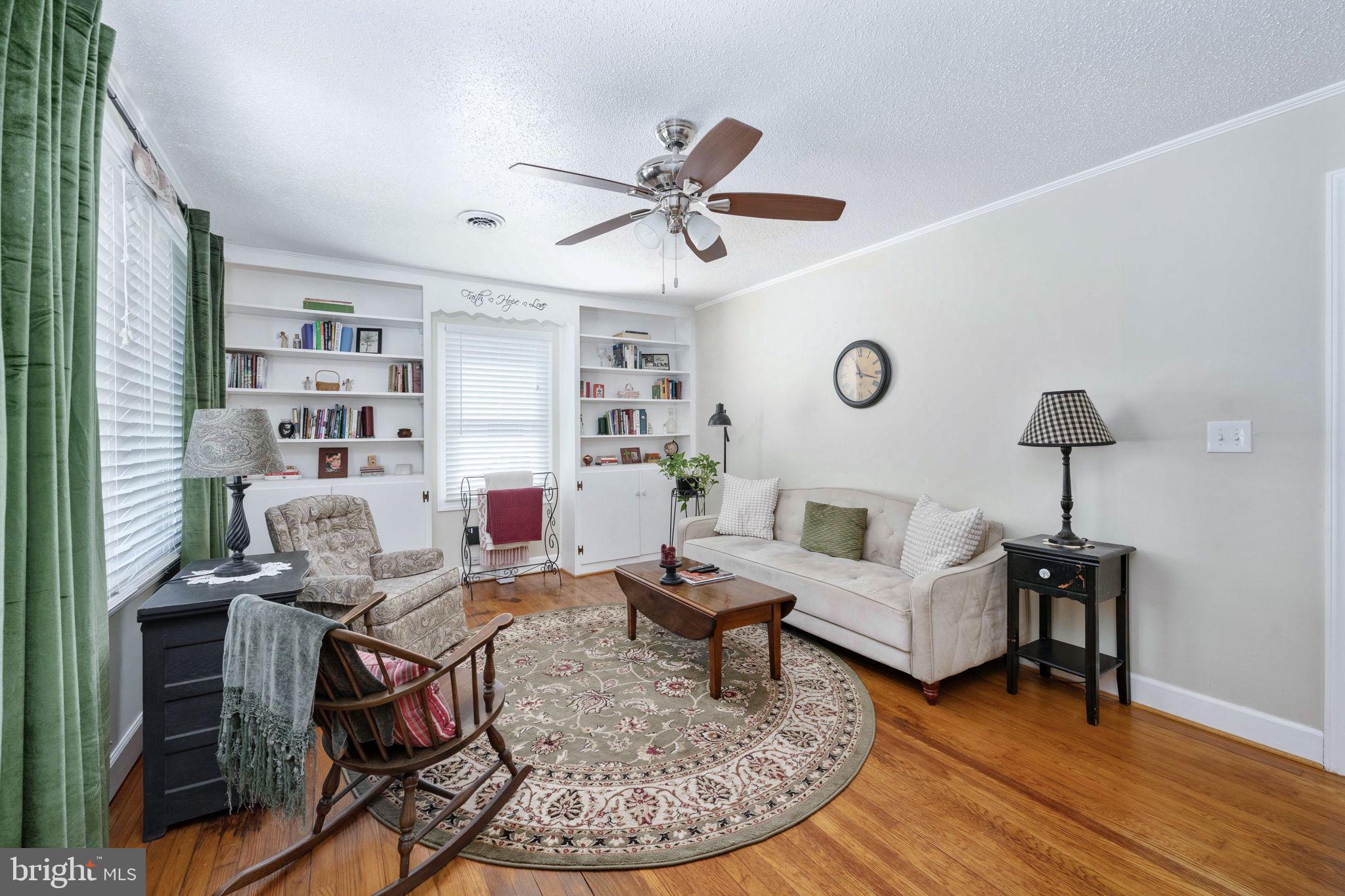 ROSELAND - Residential