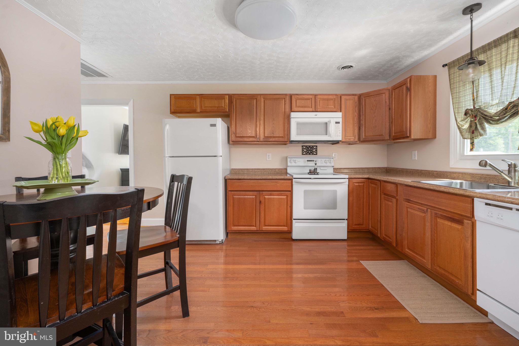 ROSELAND - Residential