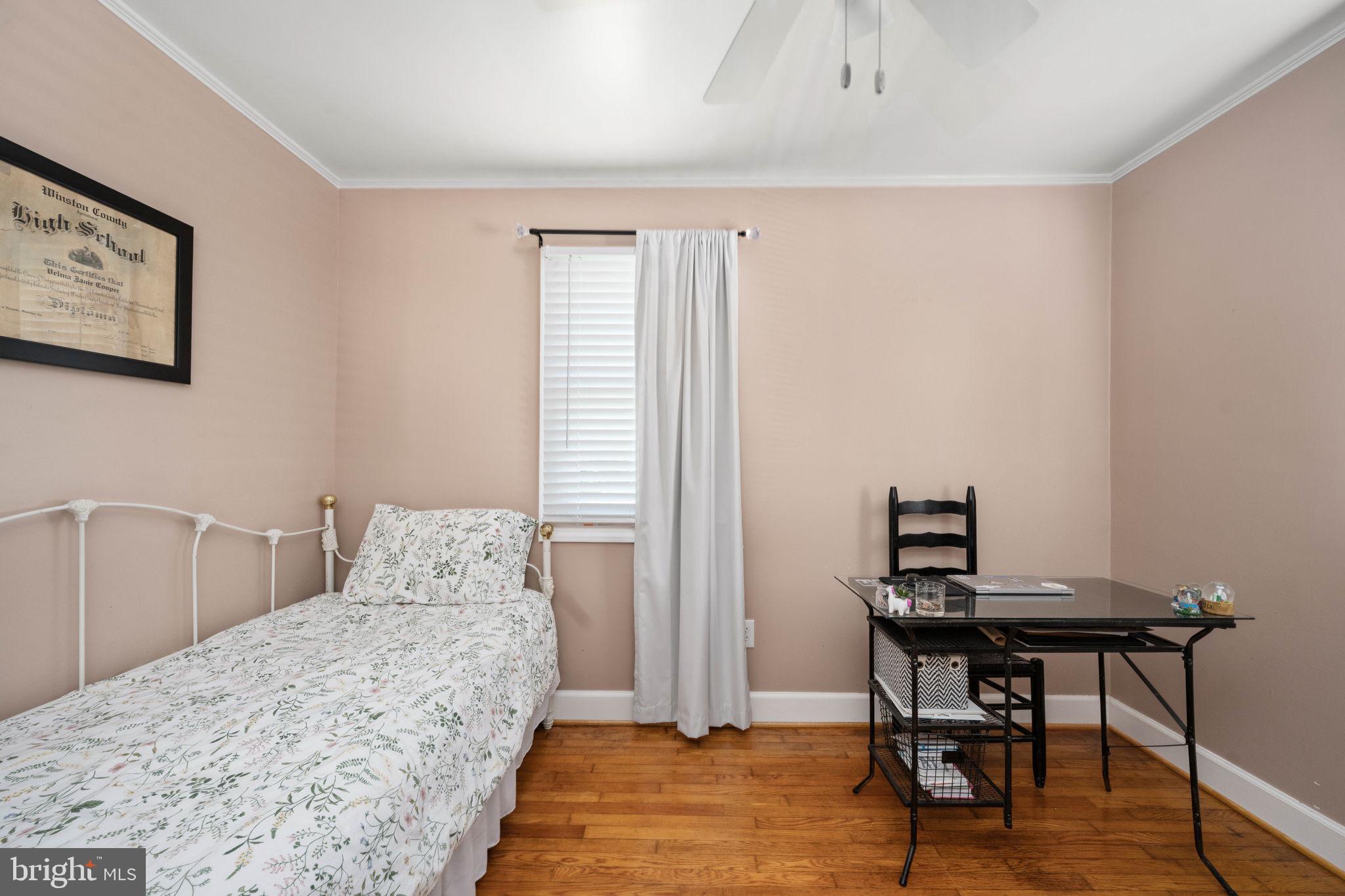 ROSELAND - Residential